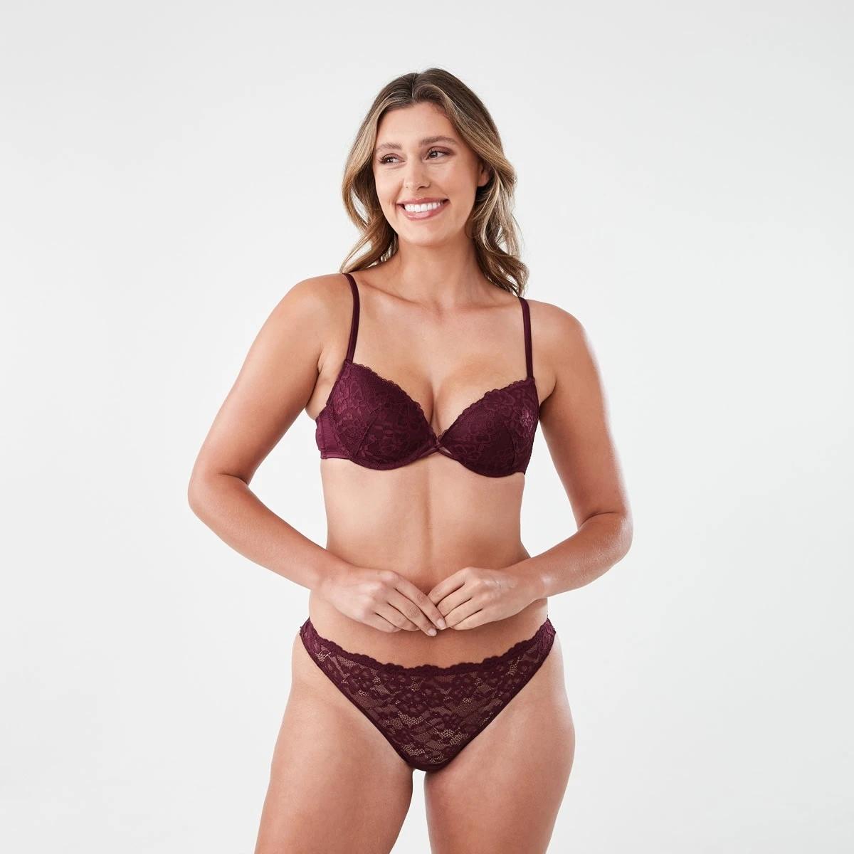 4 Co-ordinated Lace Cheeky Bikini Windsor Wn, 4 of 4