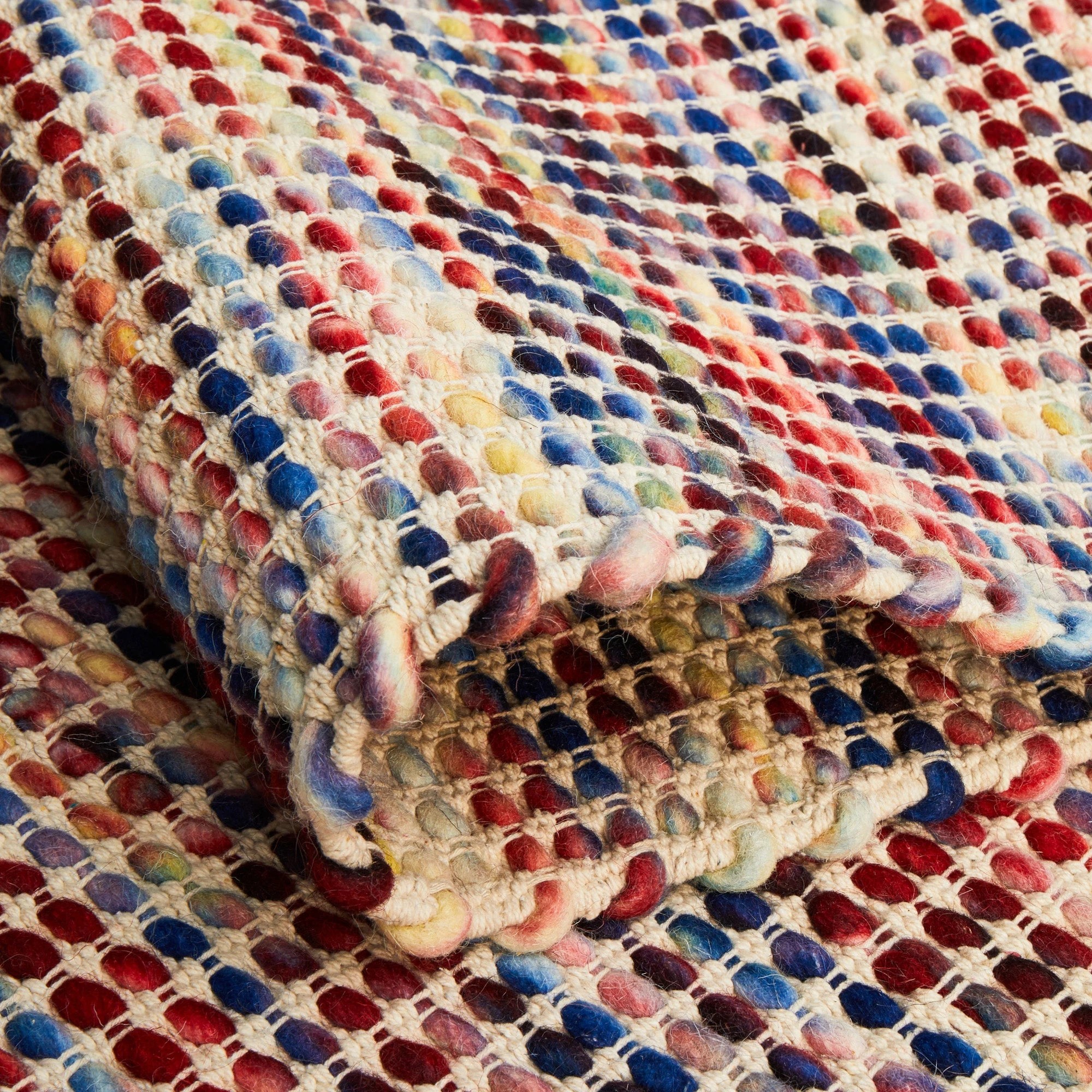 6 Common Ground Rugs Nordica 300 320x230cm - Extra Large Wool Rug - Red, 6 of 6