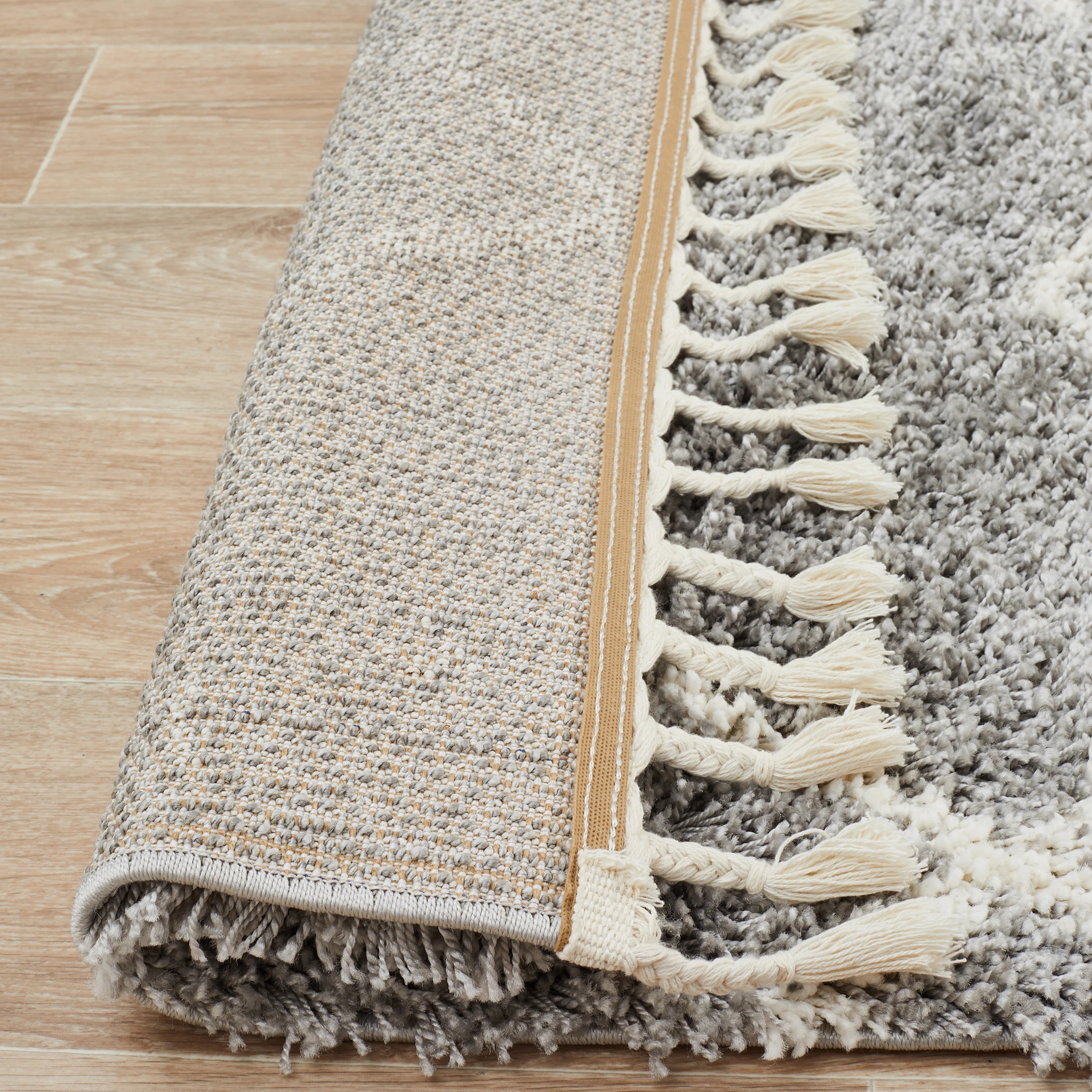7 Common Ground Rugs Amber 44 230x160cm - Medium Shag Rug - Silver, 7 of 7