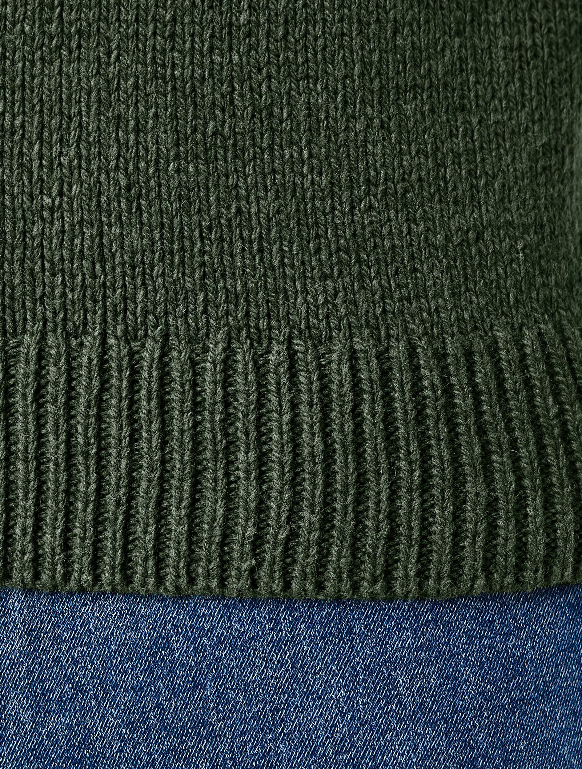 6 Twisted Yarn Crew Knit Jumper Grn Green, 6 of 7