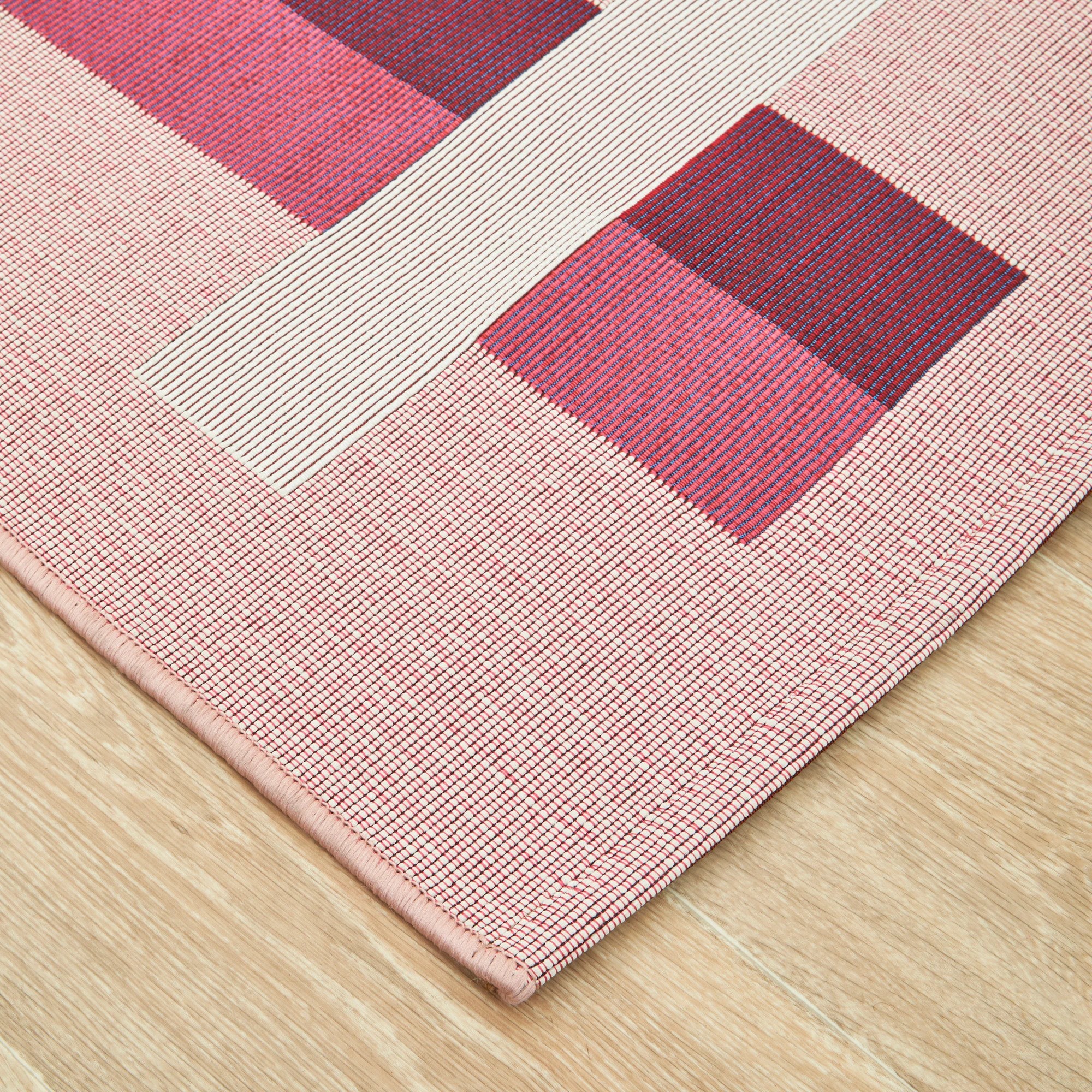 3 Common Ground Rugs Horizon Lattice 160x100cm - Small Pet Friendly Outdoor Floor Rug - Red - Pink, 3 of 9