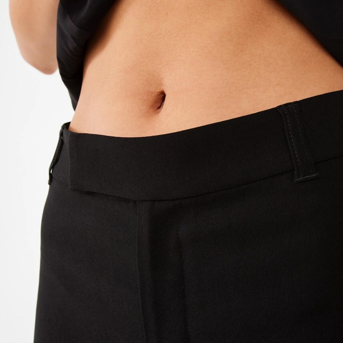7 Micro Bengaline Shorts Black, 7 of 8