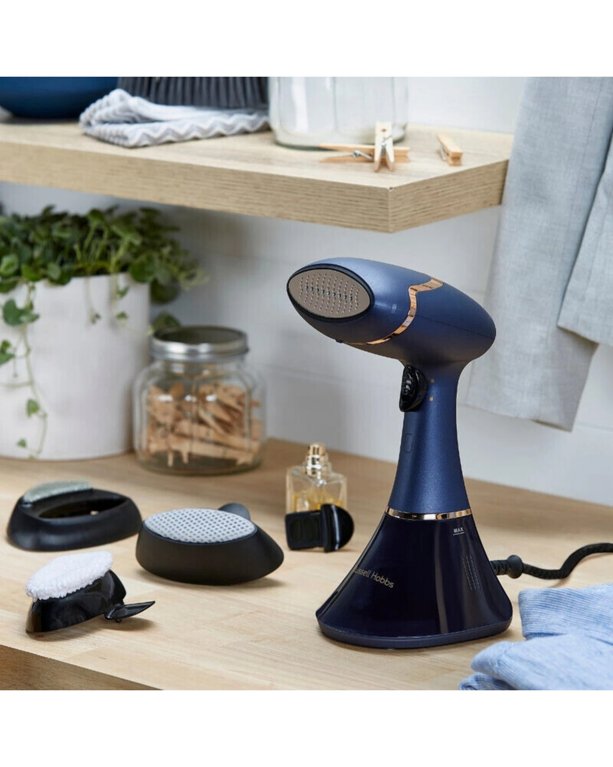 3 Russell Hobbs Handheld Supreme Garment Steamer, 3 of 4