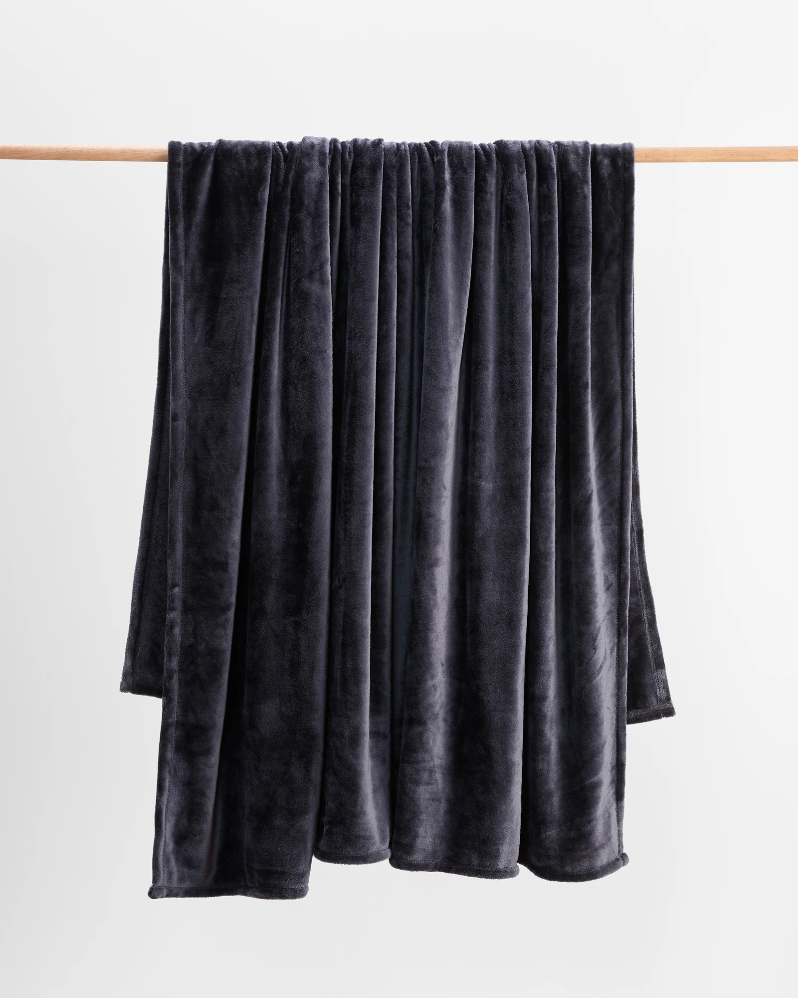 3 Target Lloyd Super Soft Blanket - Double Bed - Blue, 3 of 3