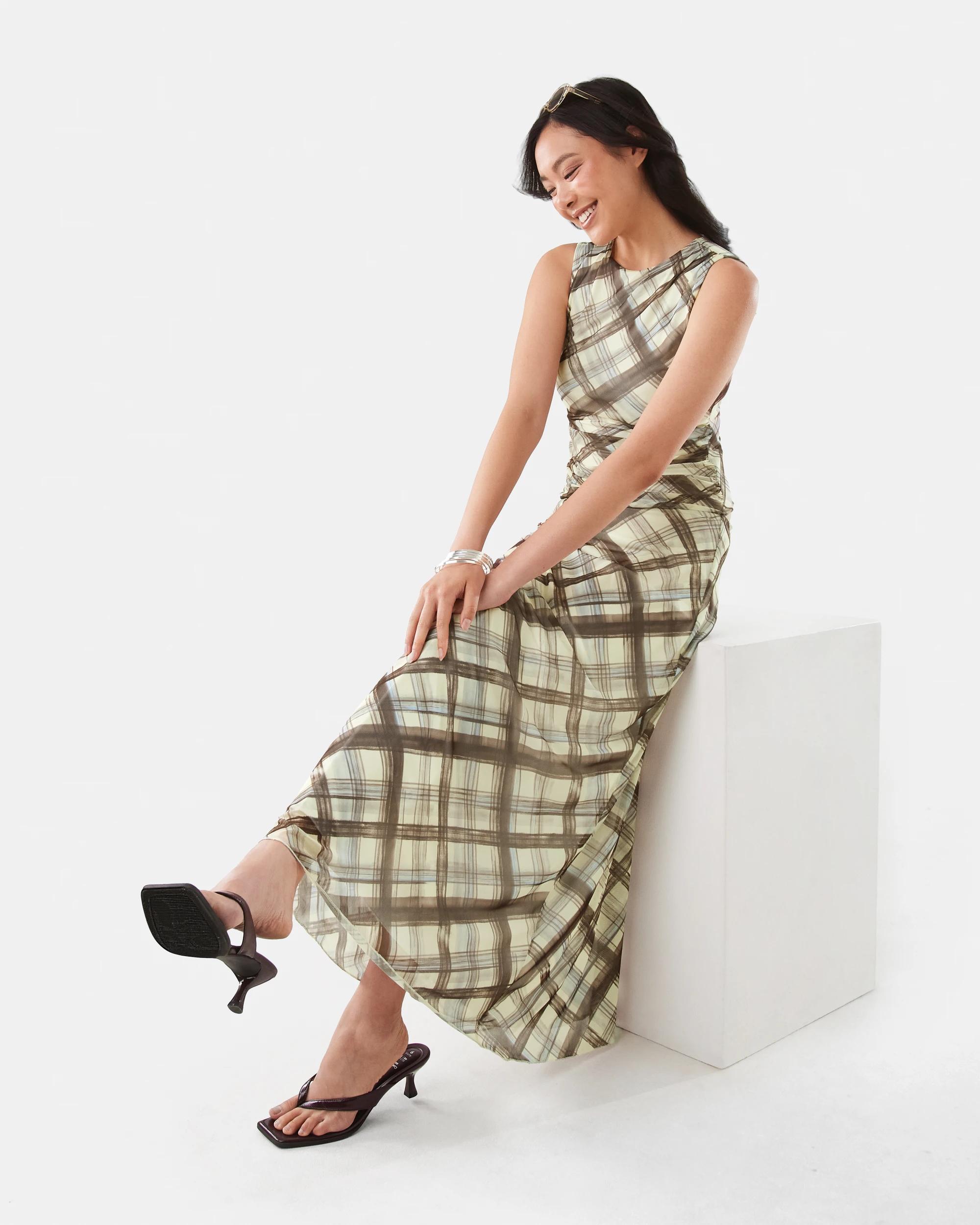 9 Check Mesh Maxi Skirt Butter Chk, 9 of 10