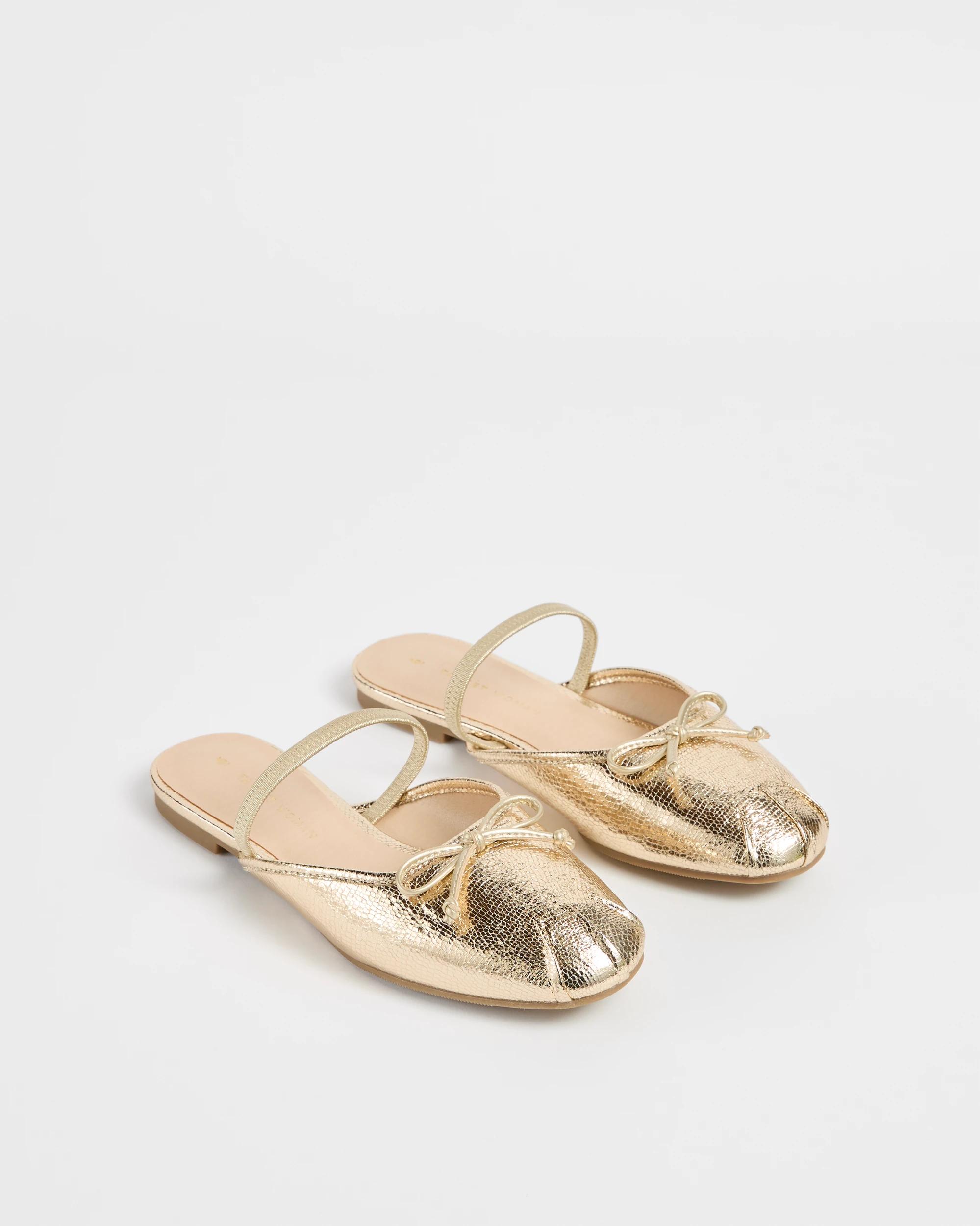 3 Target Womens Elastic Back Ballet Flat - Ella TEXTURED GOLD, 3 of 3