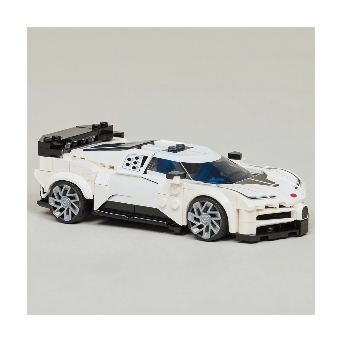 9 LEGO Speed Champions Bugatti Centodieci Hyper Sports Car 77240, 9 of 10