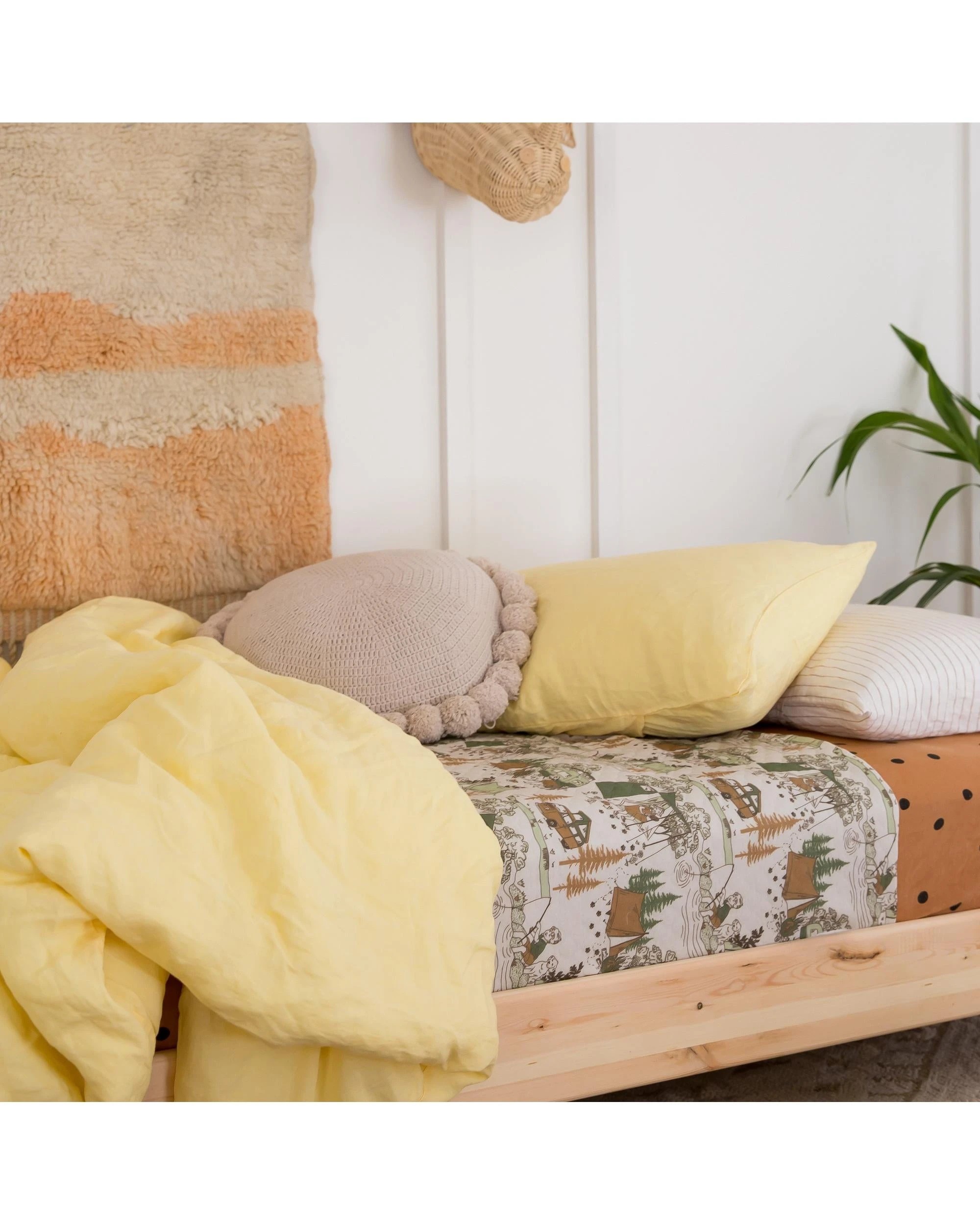 2 The Midnight Gang Happy Camper Bed Wetting Mat - King Single with wings - Multi, 2 of 4