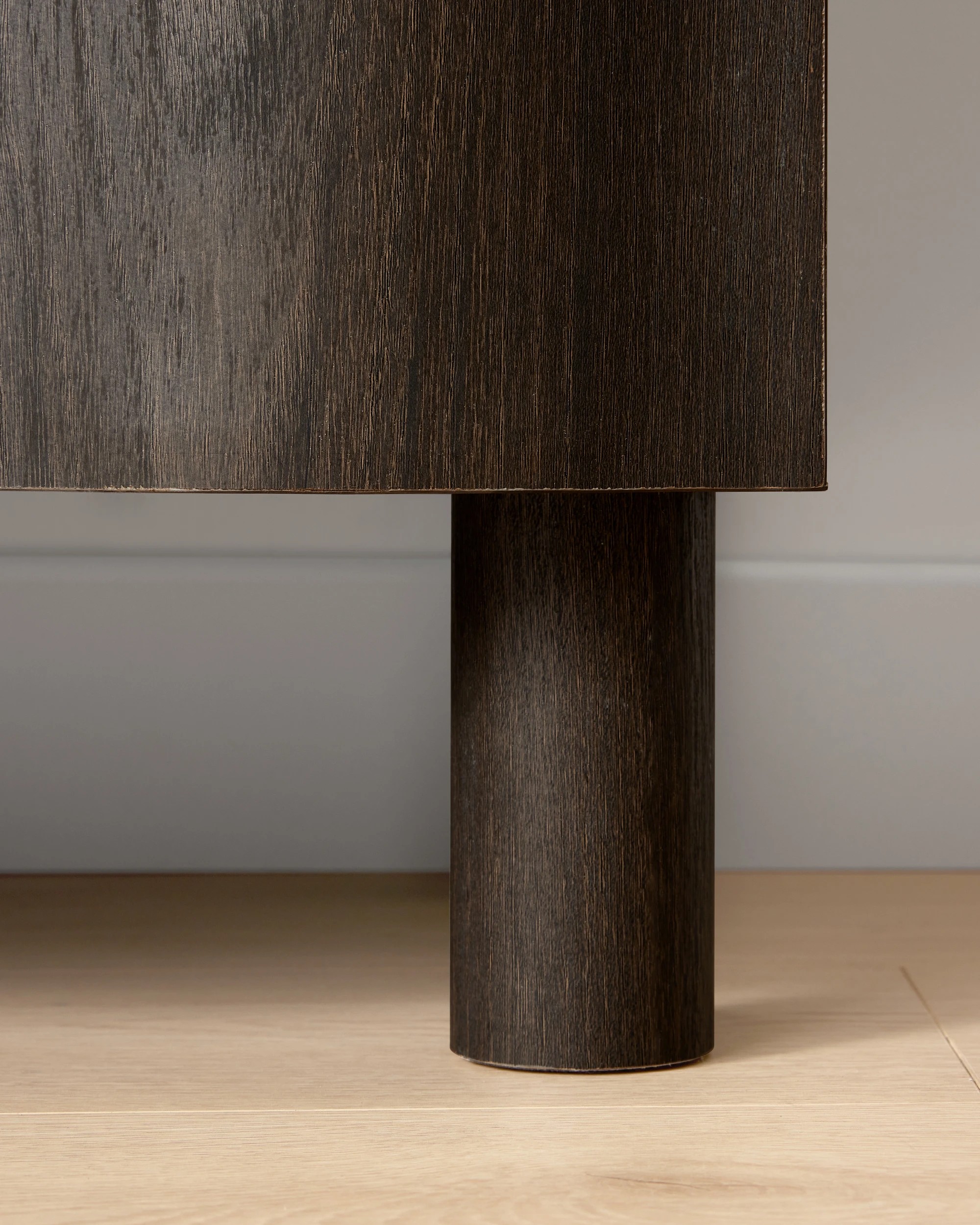 7 Ripple 3 Door Sideboard - Walnut, 7 of 8