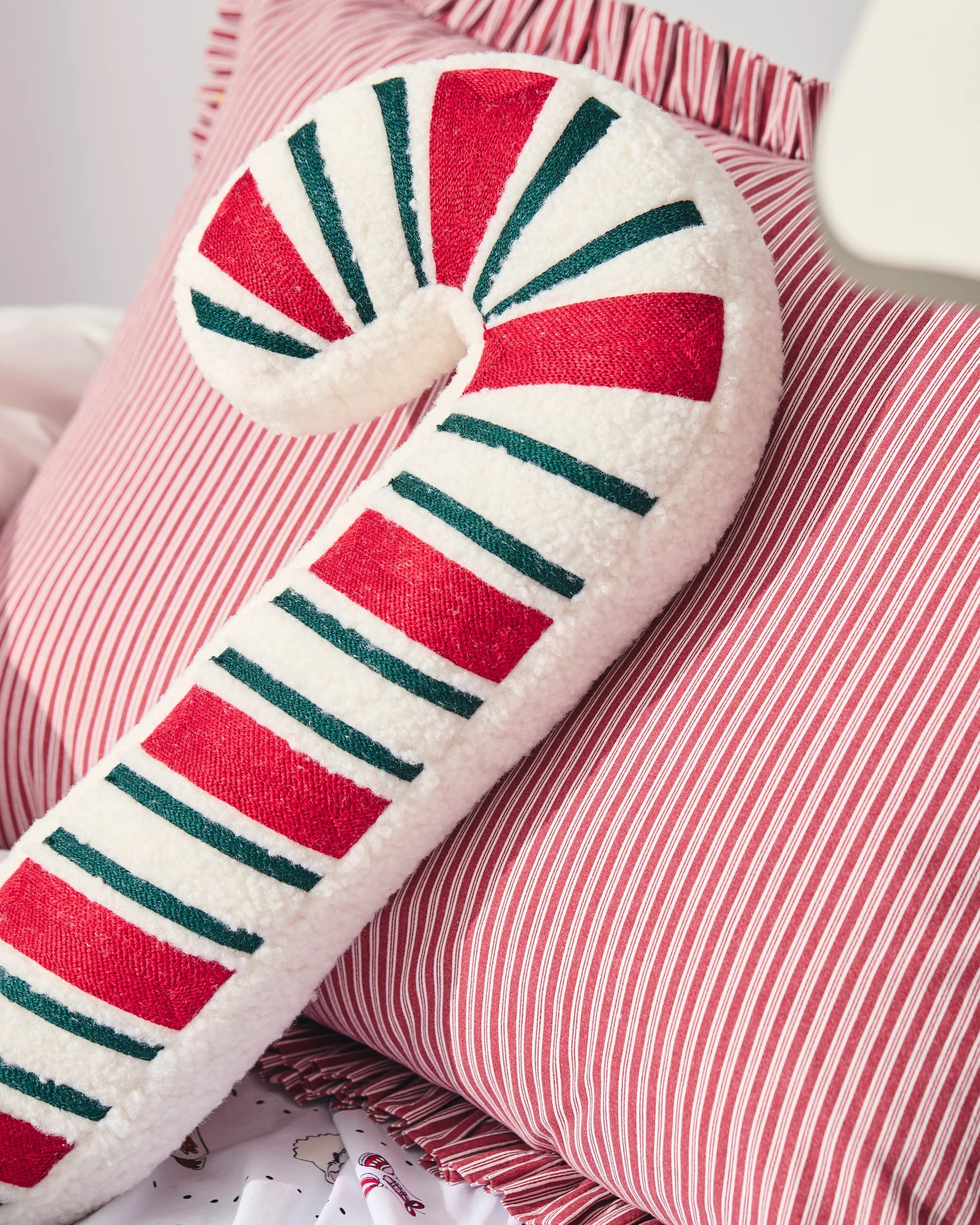7 Target Christmas Embroidered Tree Quilt Cover Set - King Bed - White, 7 of 10