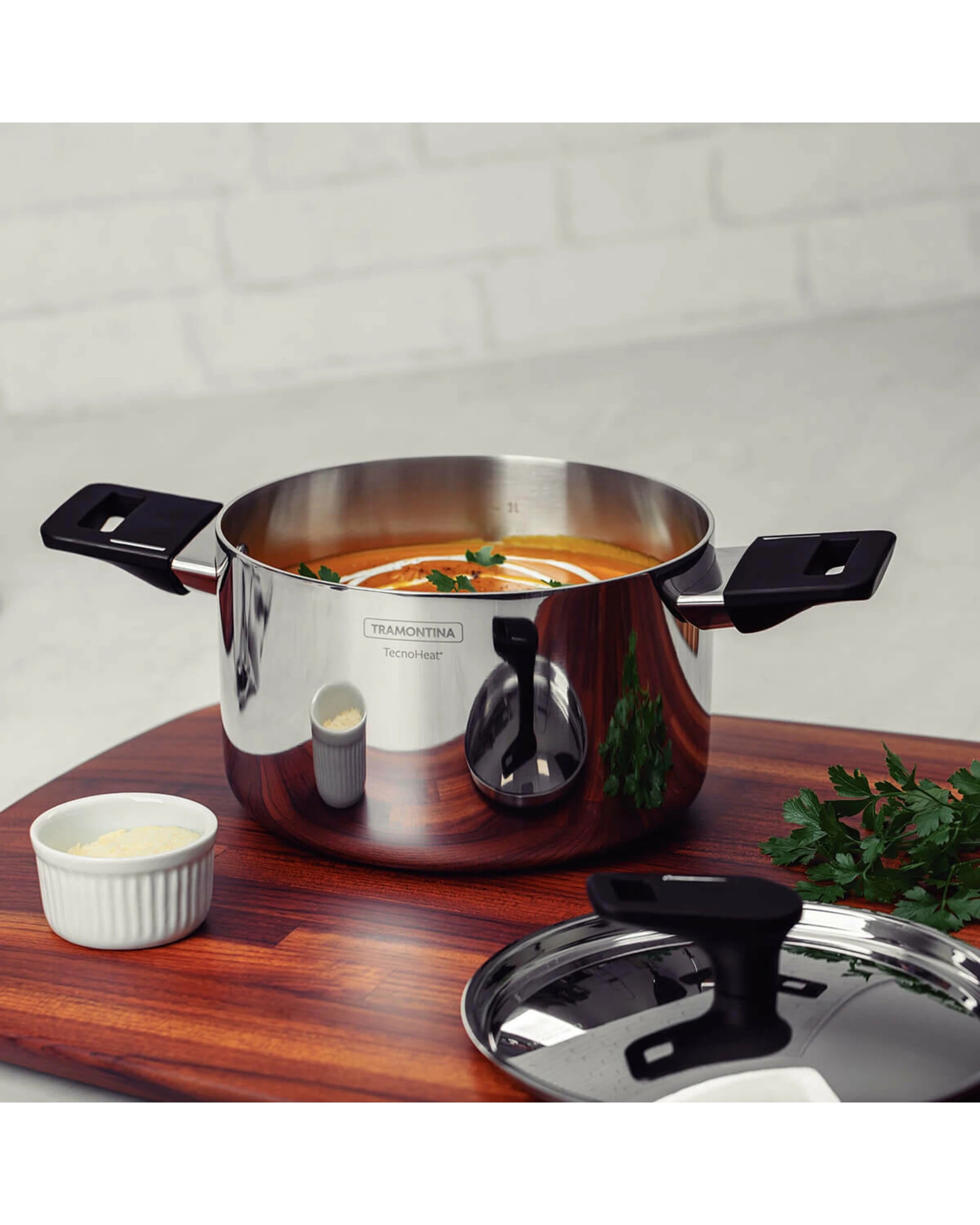 4 Tramontina Grano 4 Piece Tri-Ply Stainless Steel Cookware Set with Bakelite Handles, 4 of 5