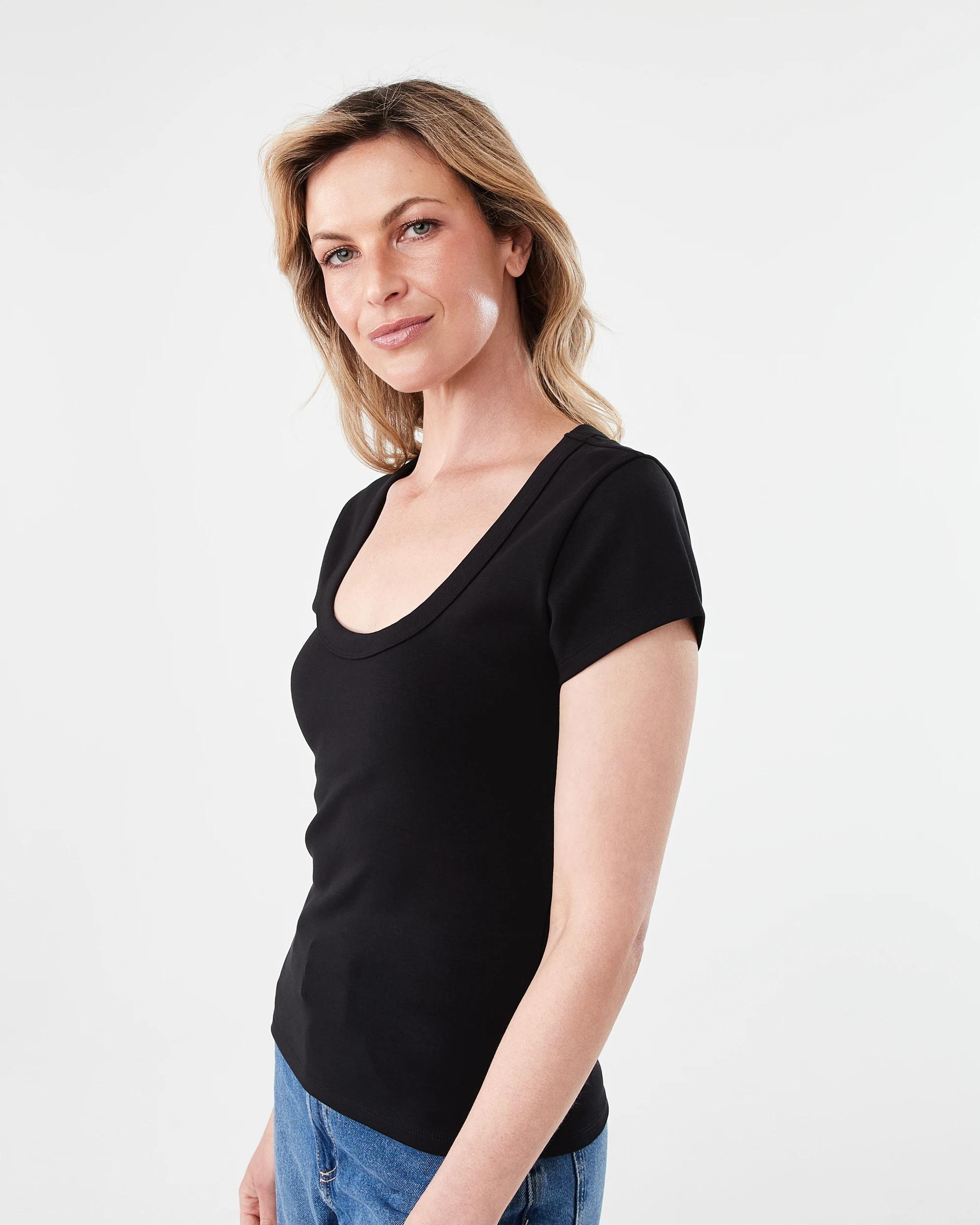 2 Short Sleeve Elevated Scoop Neck T-shirt Black, 2 of 5