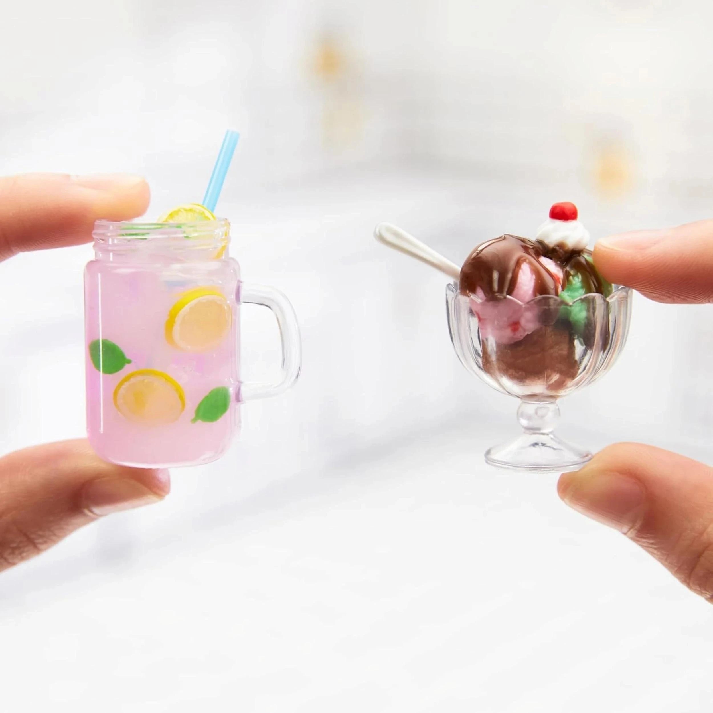 6 MGA's Miniverse-Make It Mini: Multi Pack - Multi, 6 of 7