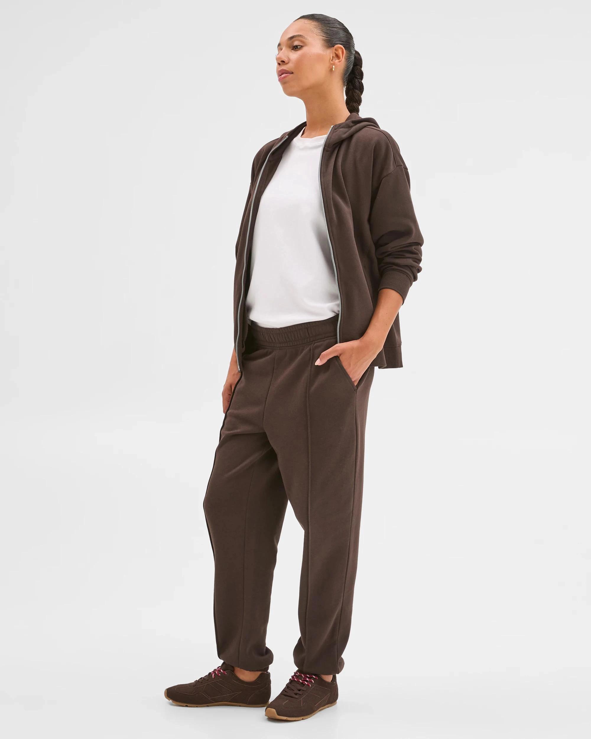 2 Target Woman Australian Cotton Blend Fleece Trackpants COCOA/PINTUCK, 2 of 4