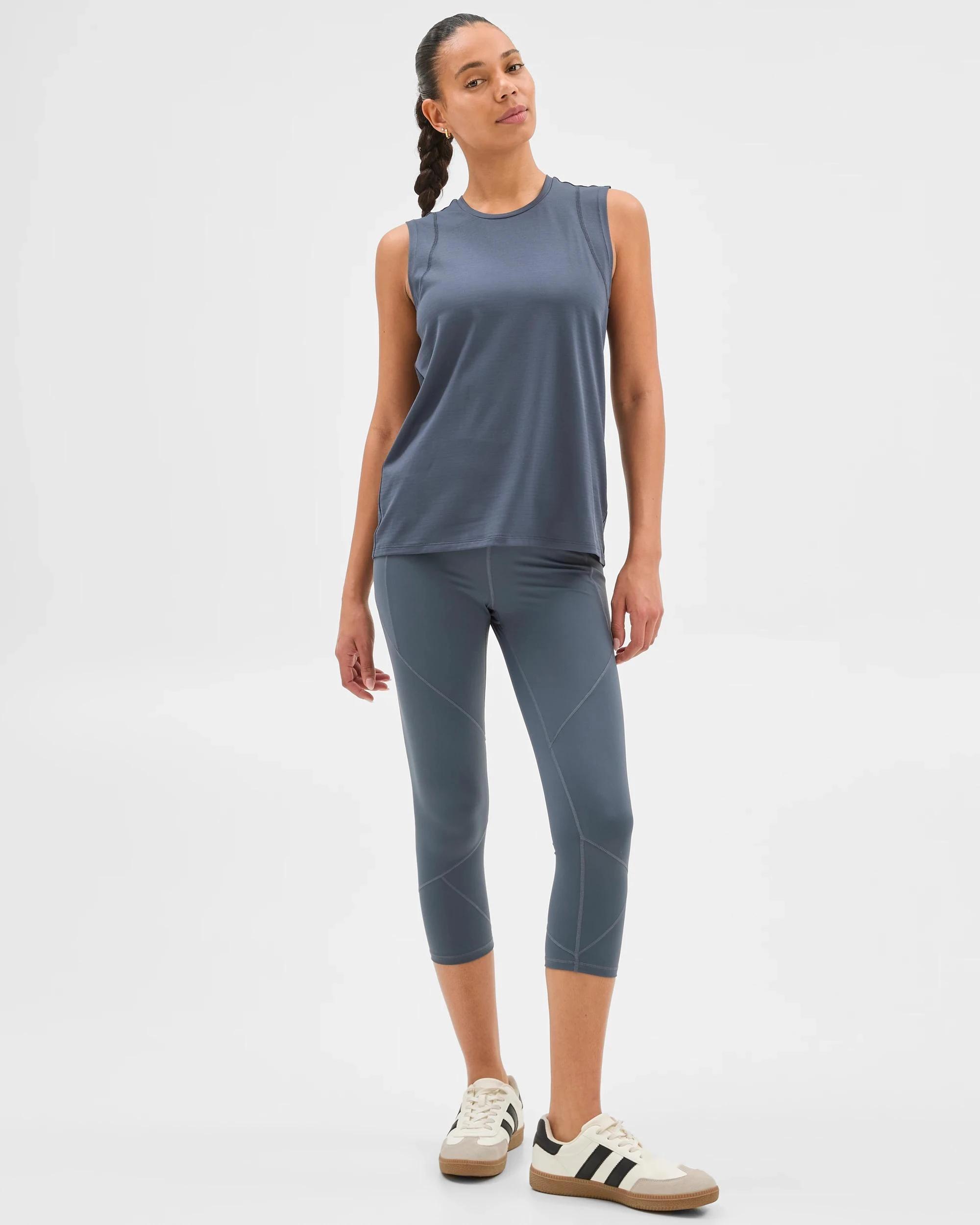 1 Target Active Infinity Sculpt High Rise 3/4 Length Tights SMOKE, 1 of 6