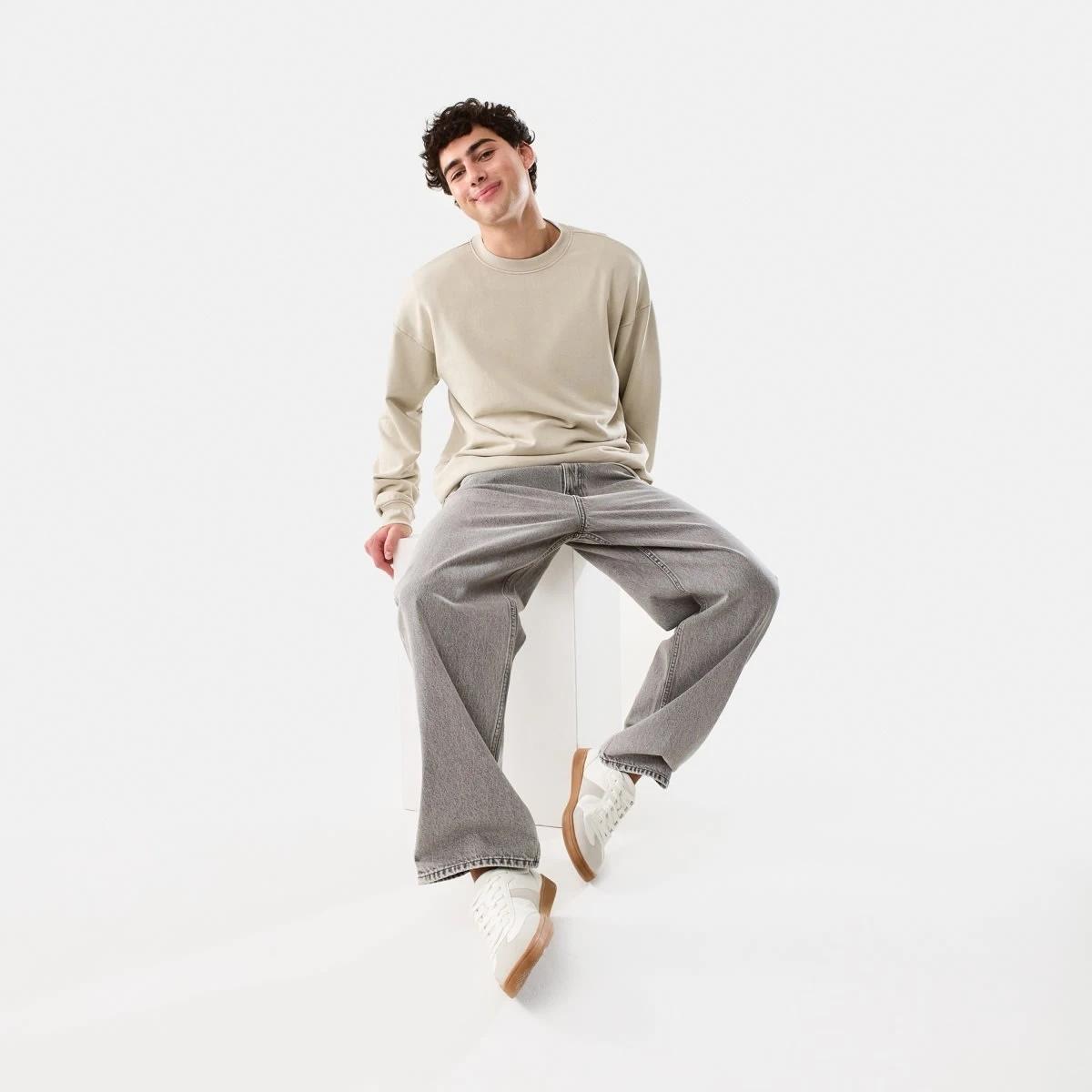 8 Oversized Crew Neck Sweatshirt Bge String, 8 of 9