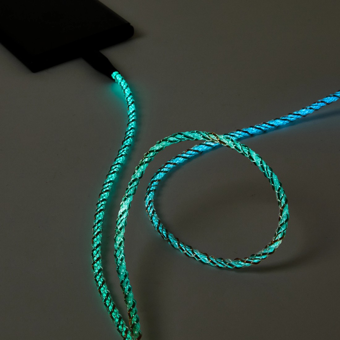 6 1.2m Light Up USB-C to USB-C Cable, 6 of 8