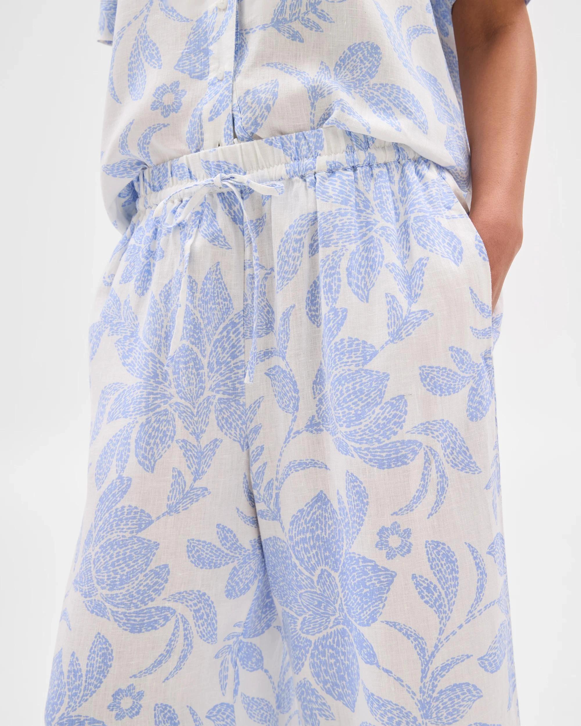 4 Target European Linen Wide Leg Pants BLUE/WHITE PRINT, 4 of 6