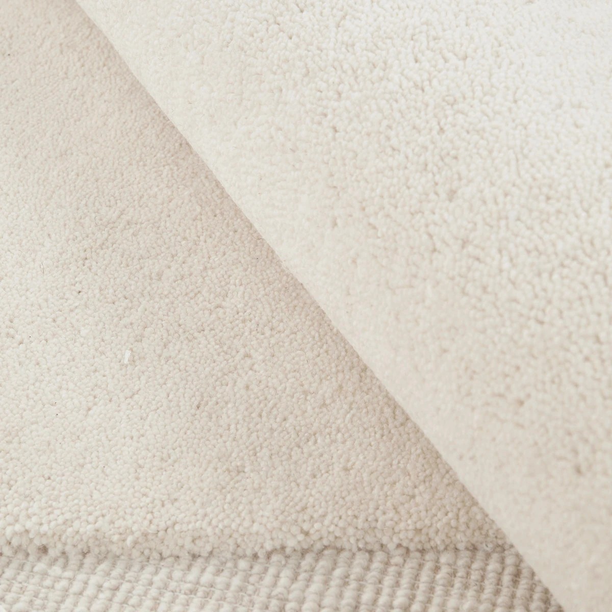 7 Common Ground Rugs Calista 165x115cm Shaped - Small Hand Tufted Wool Rug - White, 7 of 7