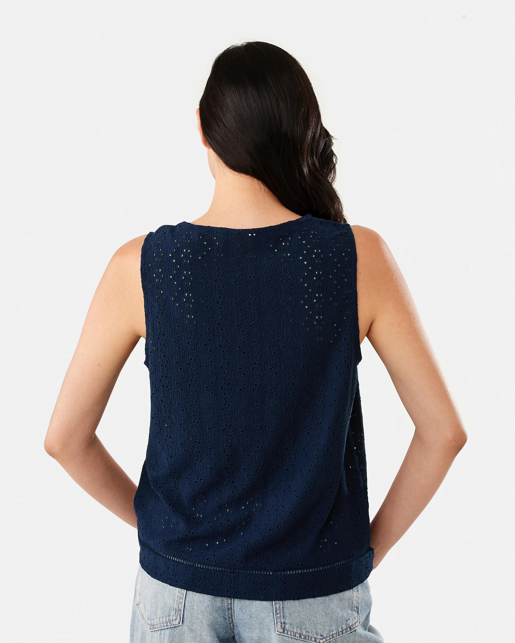 3 Sleeveless Broderie Detail Top Blu Pcoat, 3 of 6