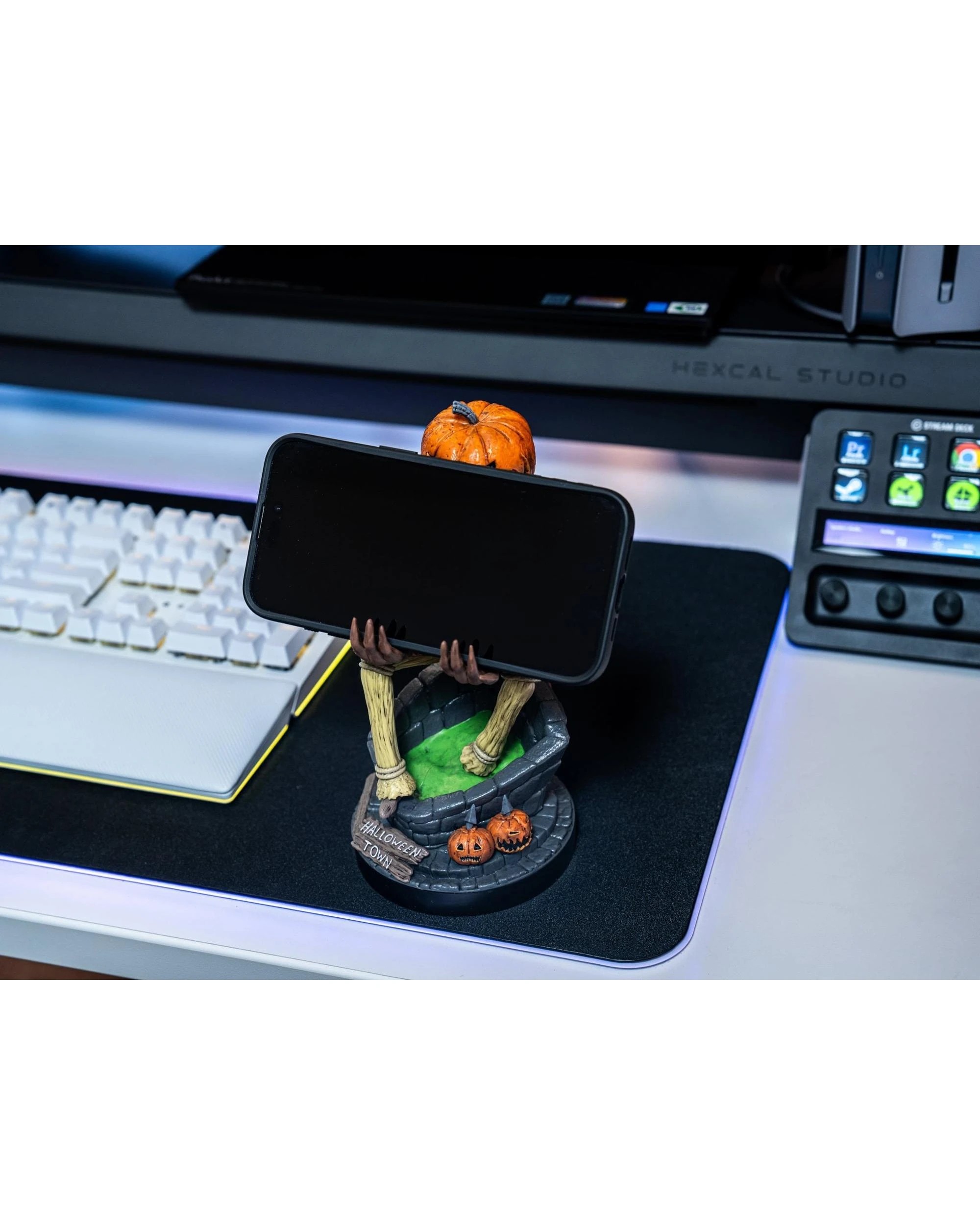 5 Cable Guys The Nightmare Before Christmas Pumpkin Jack Controller and Phone Holder, 5 of 6