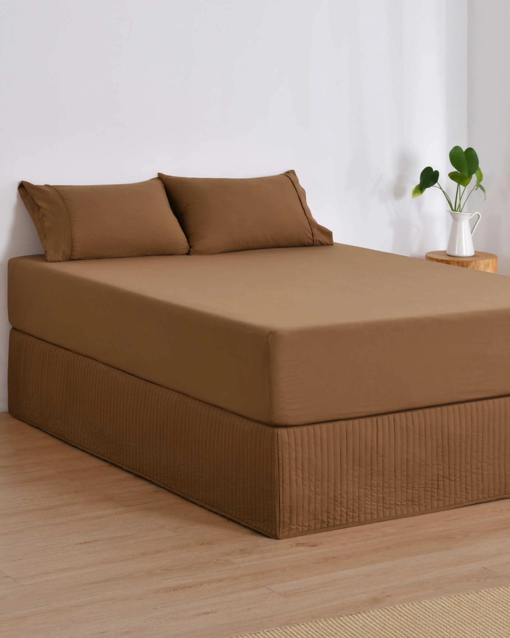 2 Dreamaker Quilted Valance - Single Bed - Rust, 2 of 5