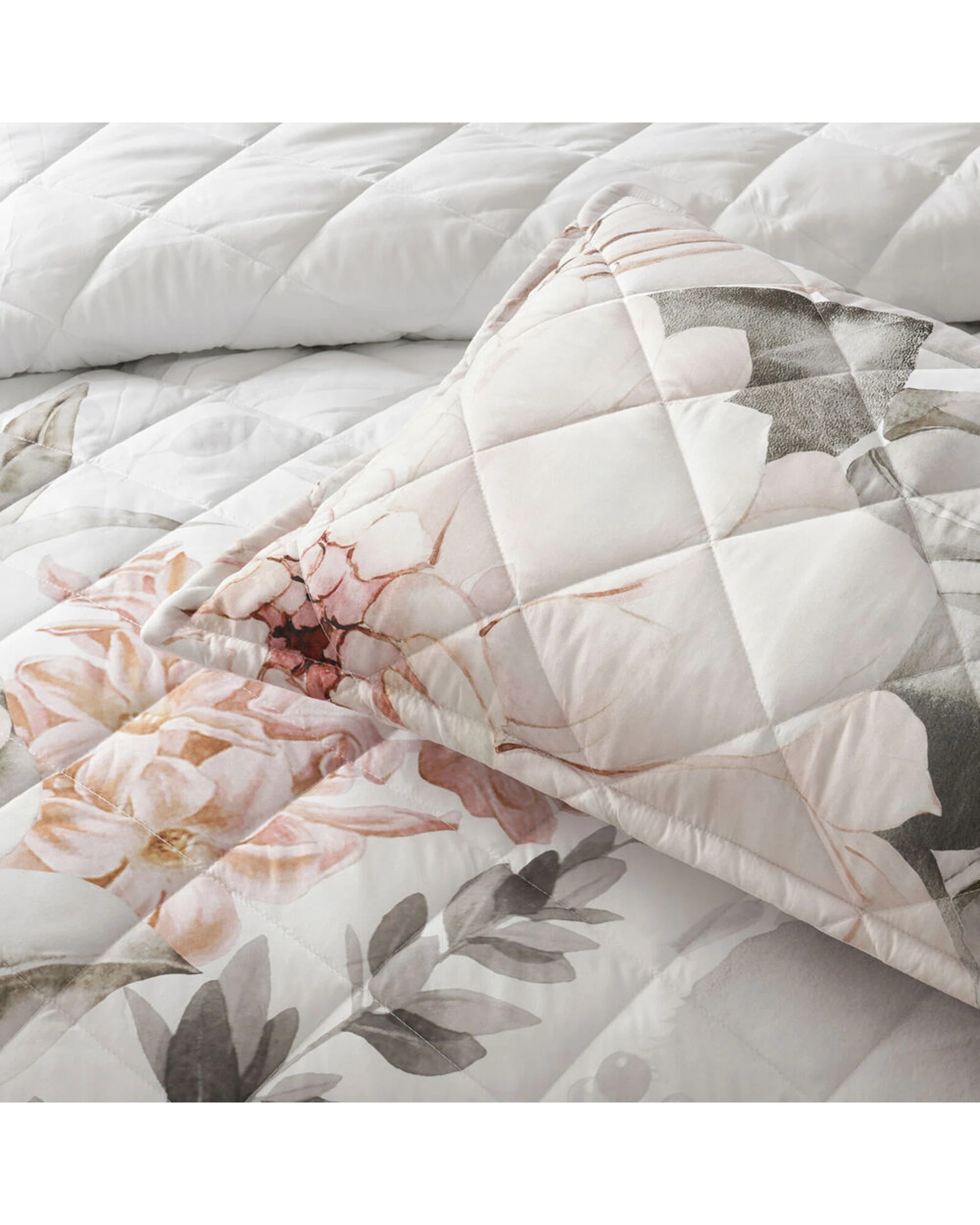 3 Bianca Giselle Single/Double Polyester Coverlet Set With Pillowcases - White, 3 of 4