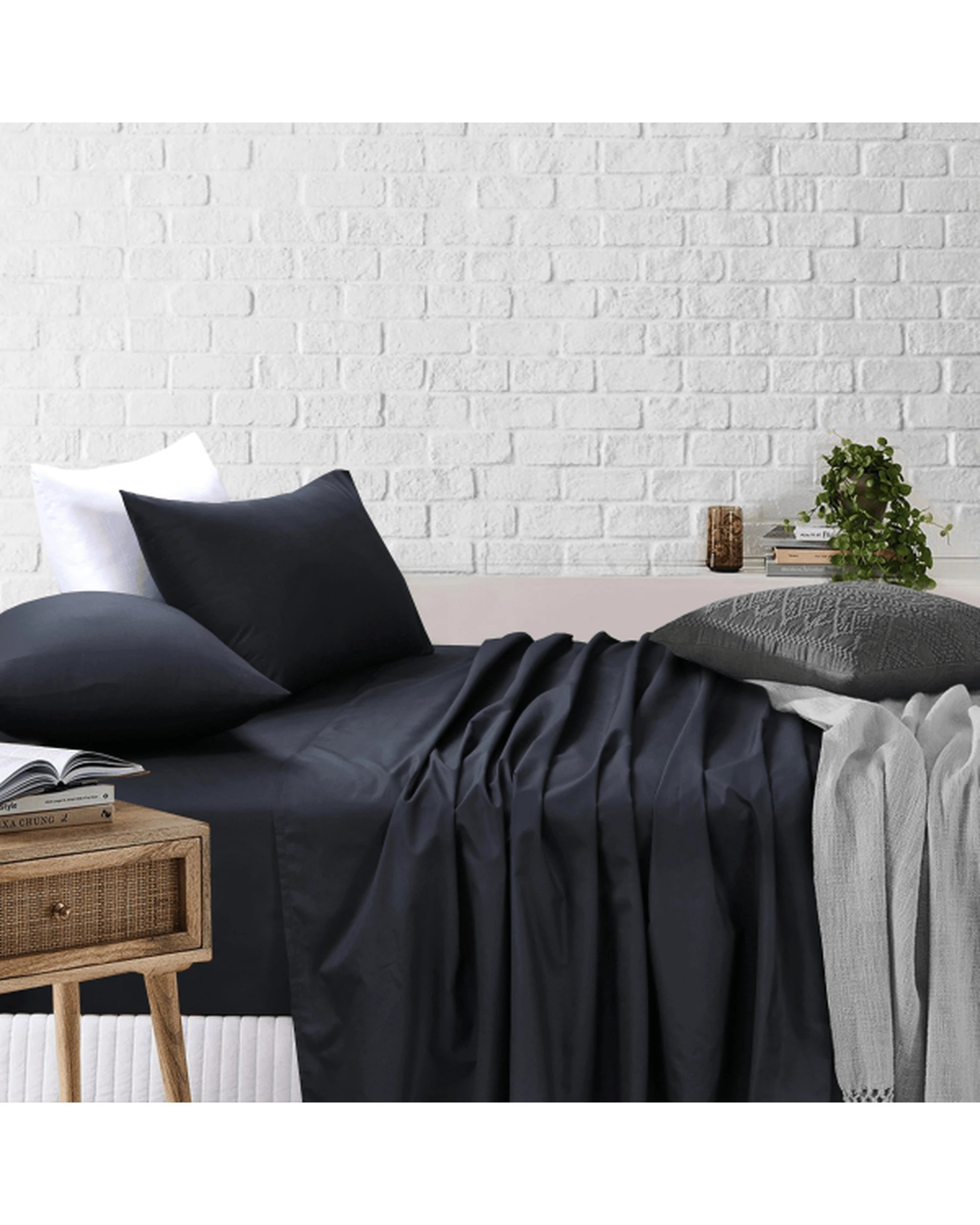 7 Amsons Bedsheets Set Flat & Fitted Sheets With Pillowcases - King Bed - Black, 7 of 8