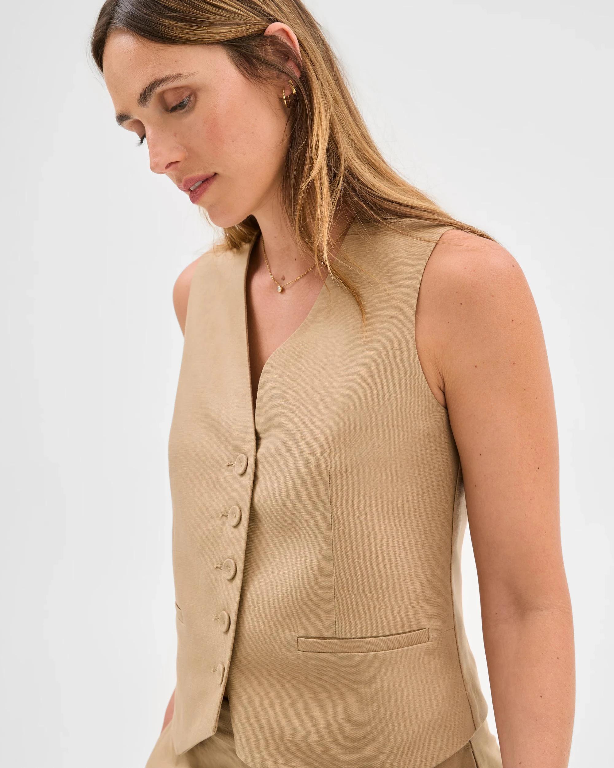 3 Preview Linen Blend Short Vest FAWN, 3 of 6
