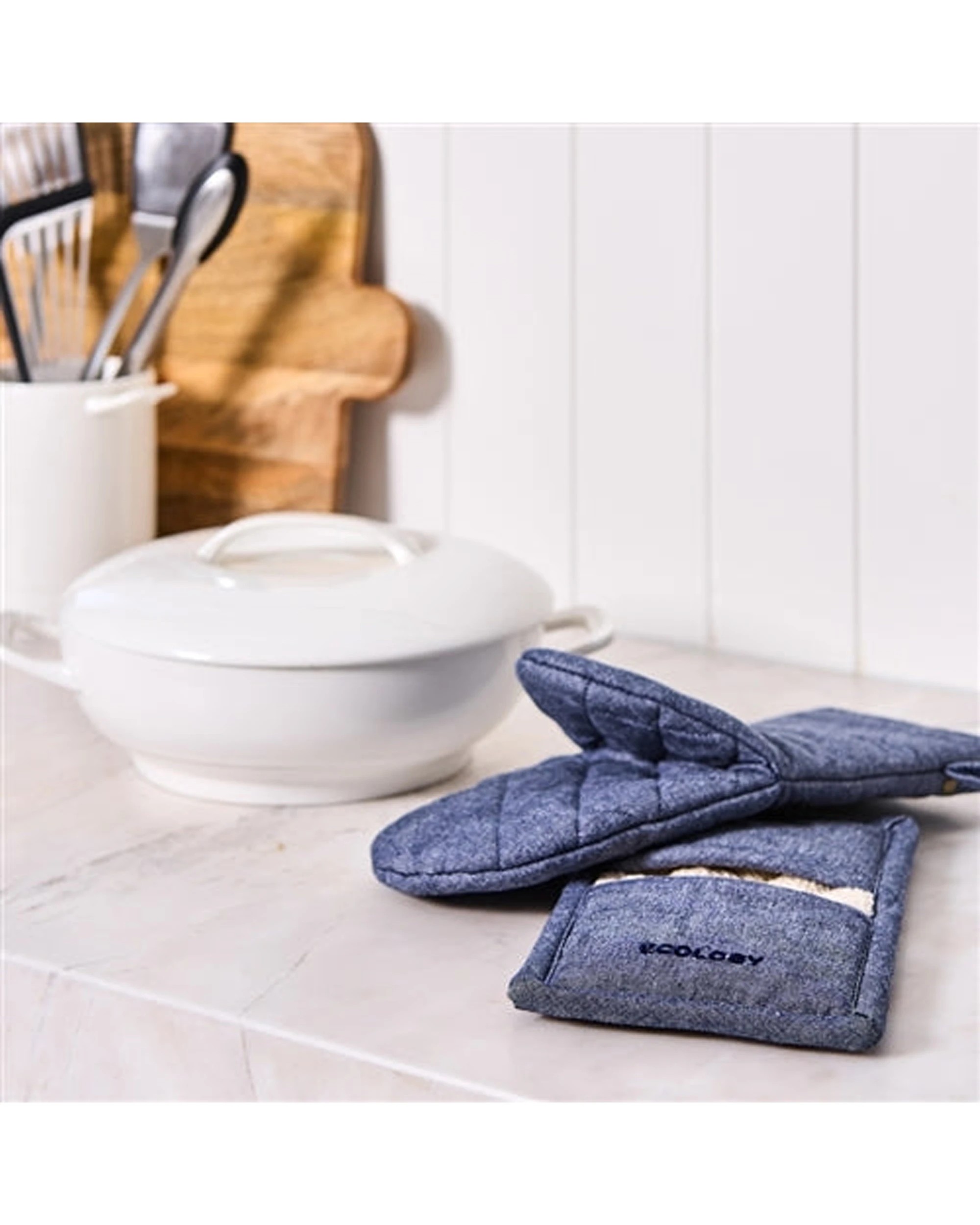 3 Ecology Rye Pot Holder Heat Resistant Silicone Secure Grip Hanging, 3 of 3