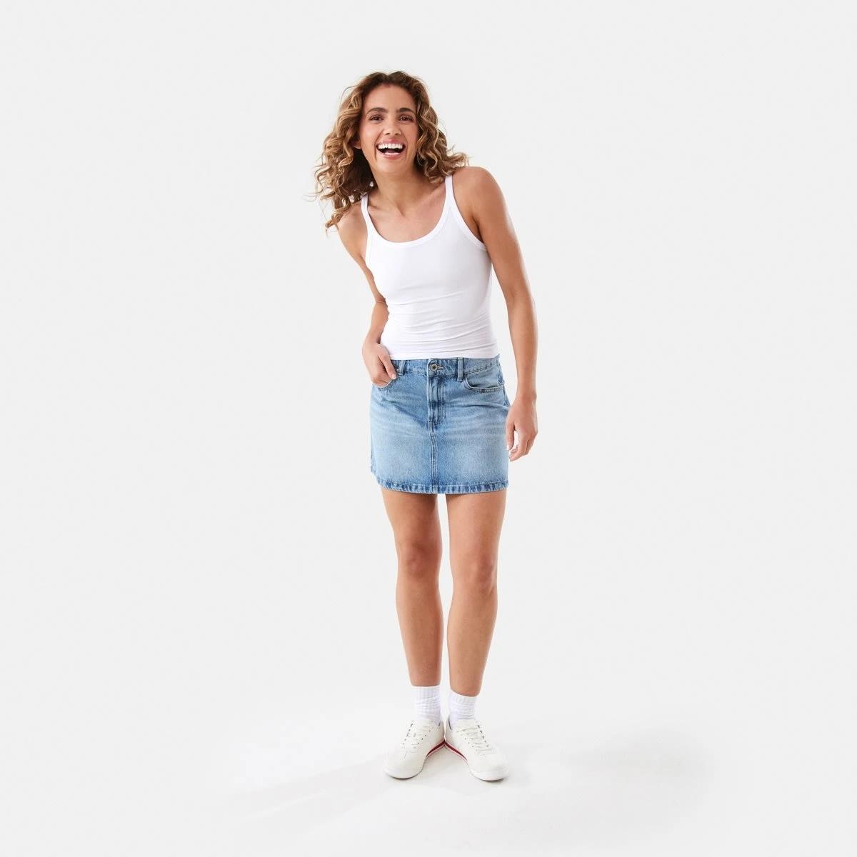 2 Sleeveless Rib Scoop Tank White, 2 of 6