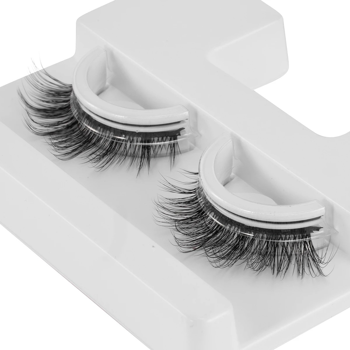 4 OXX Cosmetics Pre-glued Lashes - No. 311, 4 of 5