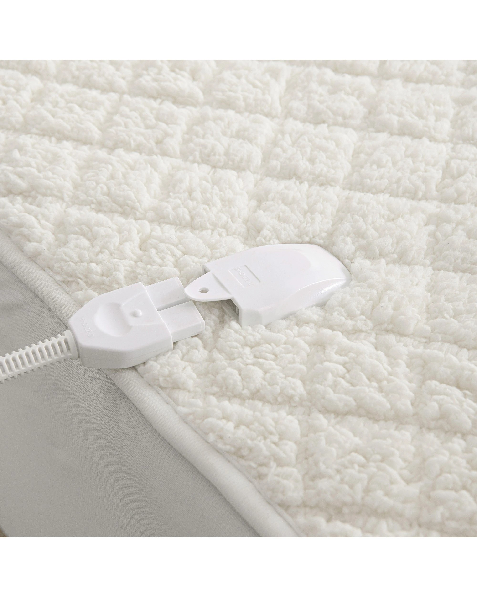 7 Dreamaker Pinsonic Sherpa Fleece Electric Blanket - Double Bed - White, 7 of 8