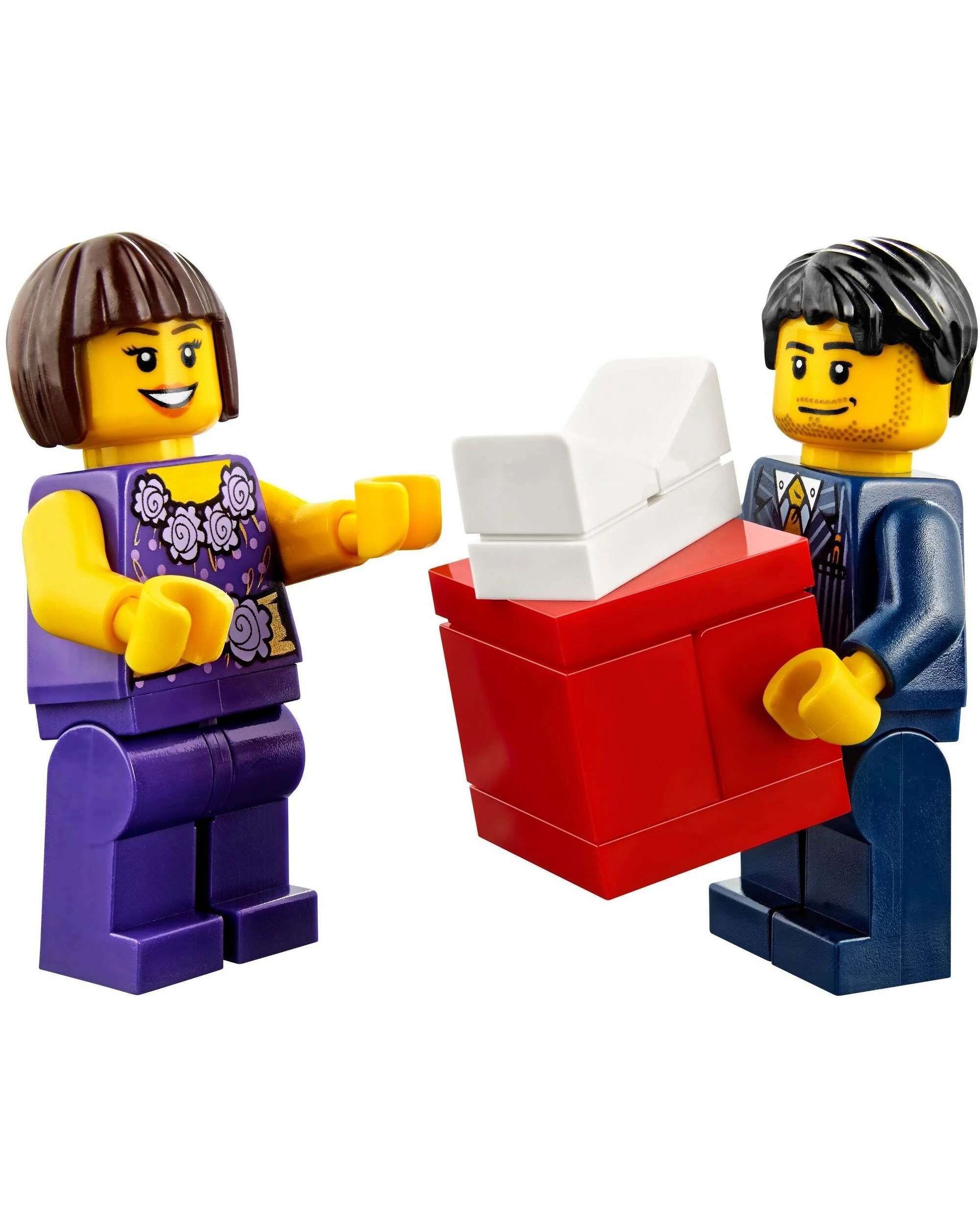 3 LEGO 40120 Valentine's Day Dinner Set with Minifigures, 3 of 5