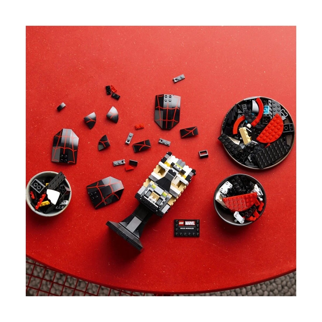 7 LEGO Marvel Miles Morales’ Mask 76329, 7 of 10