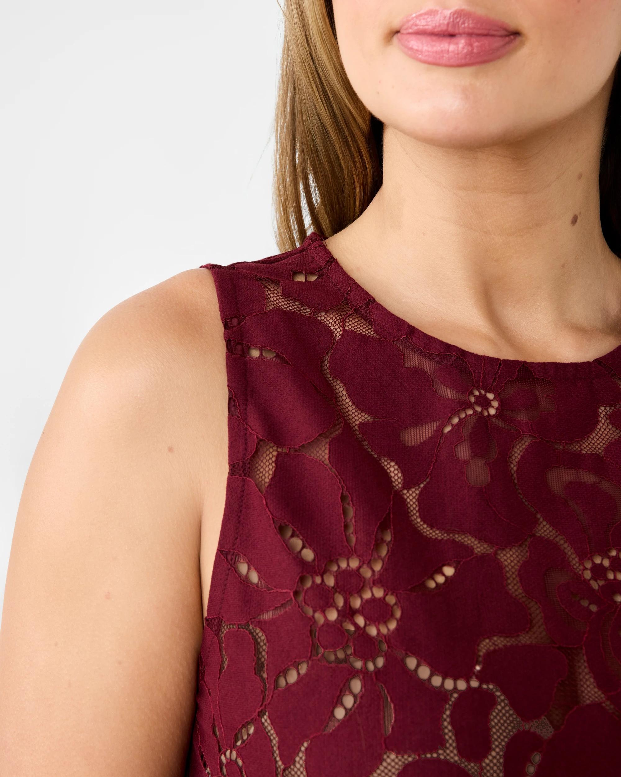 6 Sleeveless Lace Tunic Cran Juice, 6 of 6