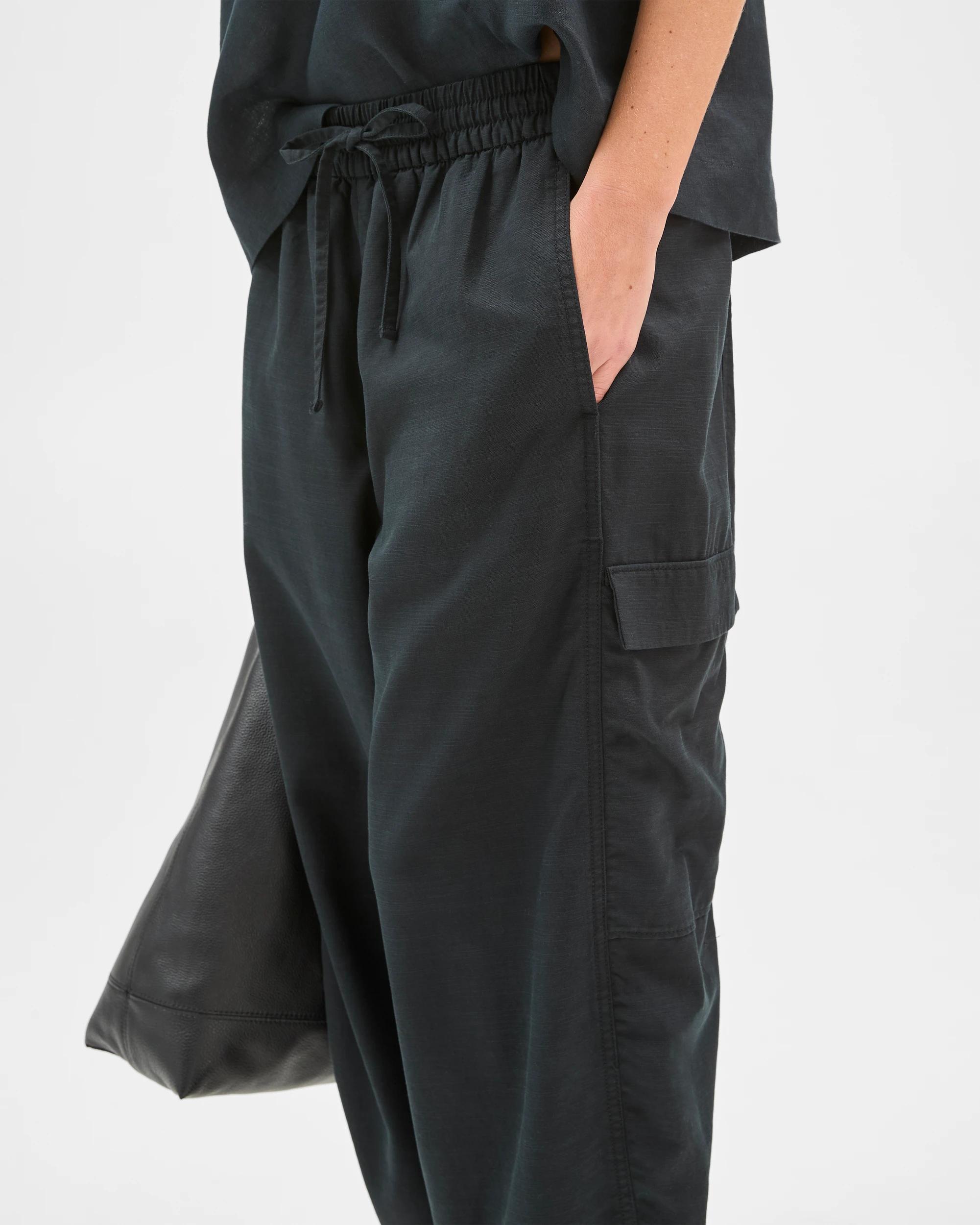 6 Target Woman Slub Cargo Pull On Pants BLACK, 6 of 7