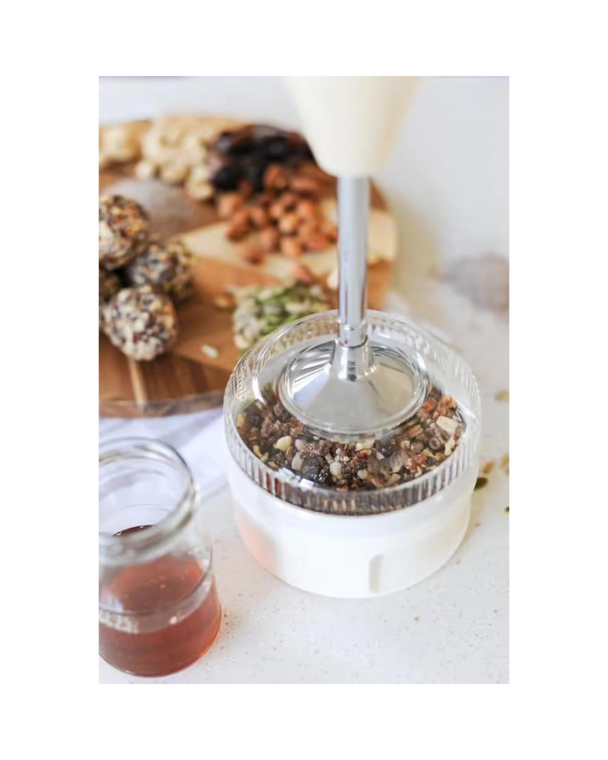 3 Bamix Wet & Dry Processor Chopper Mill  White, 3 of 10