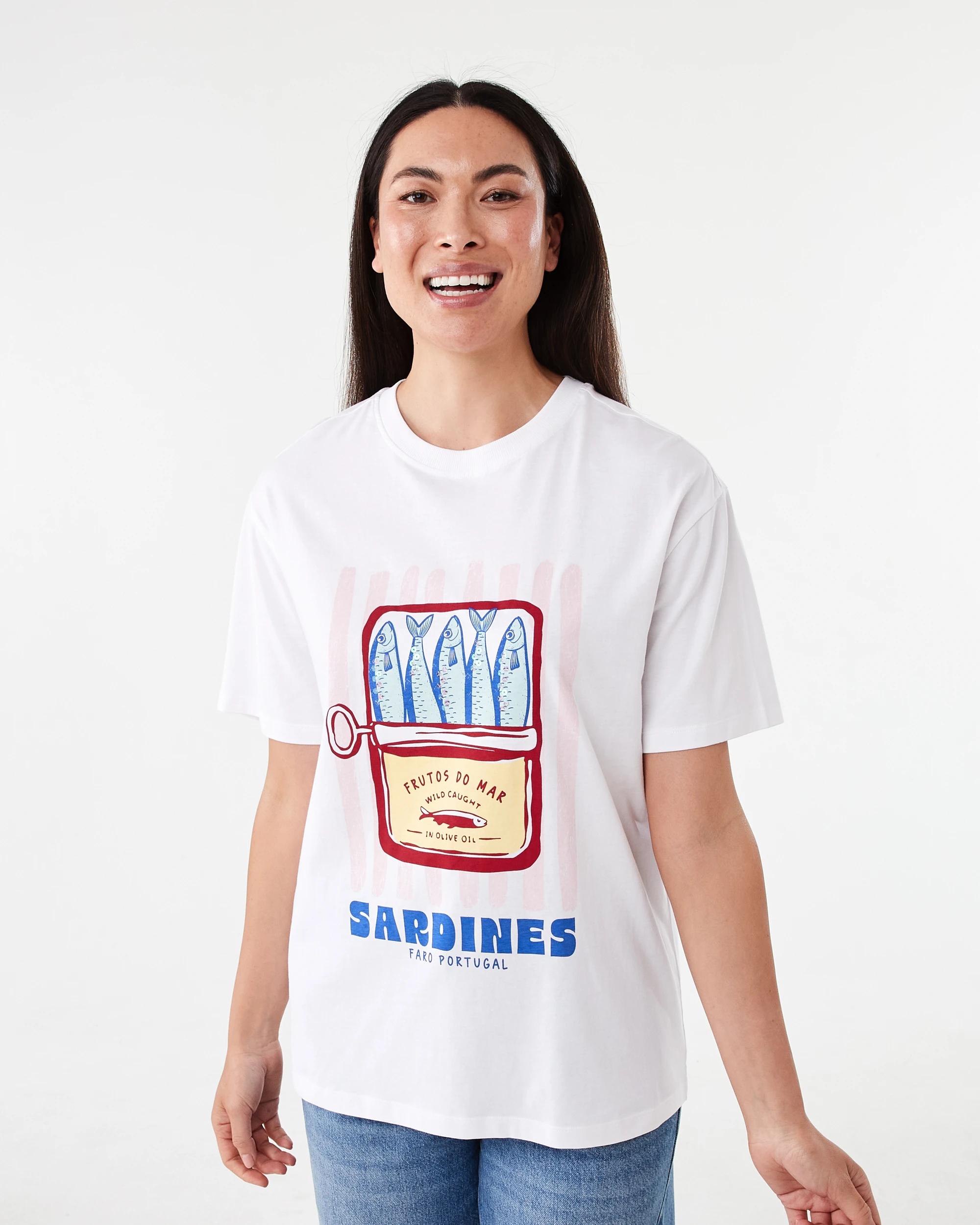 1 Short Sleeve Oversized Boyfriend T-shirt Sardines, 1 of 5