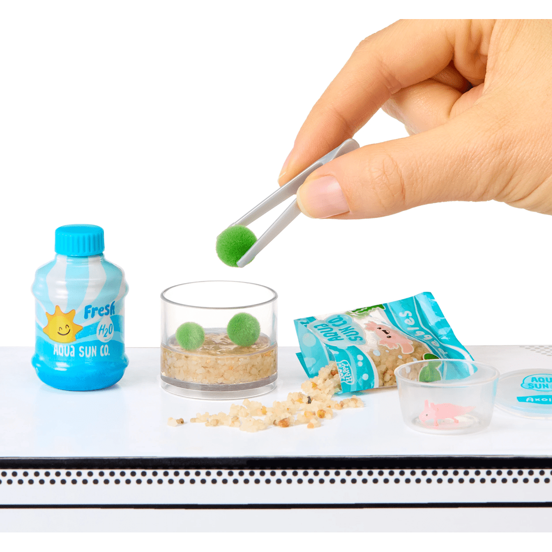 4 MGA's Miniverse: Make It Mini Animals - Assorted, 4 of 6