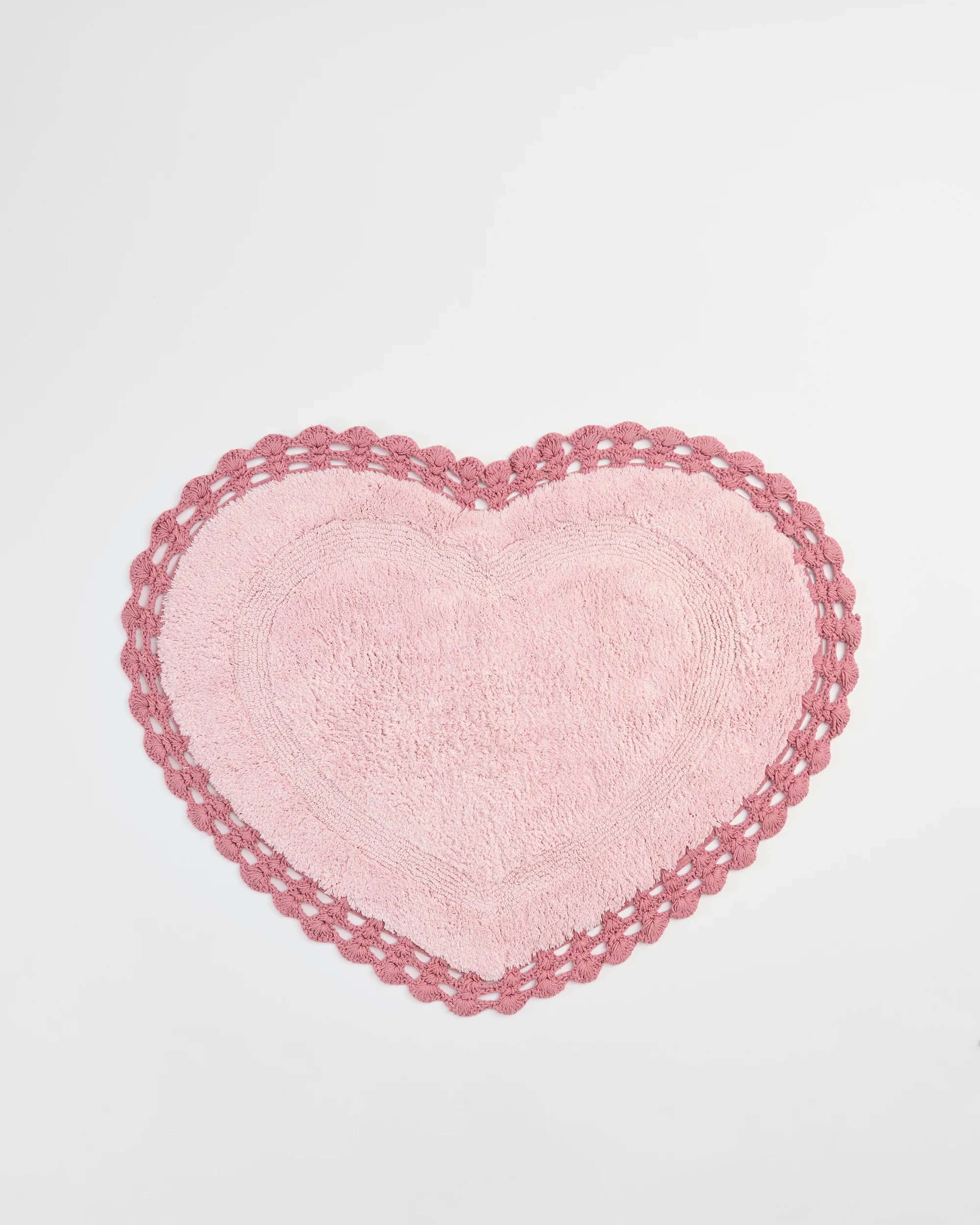 1 Target Millie Hearts Kids Bath Mat - Pink, 1 of 2