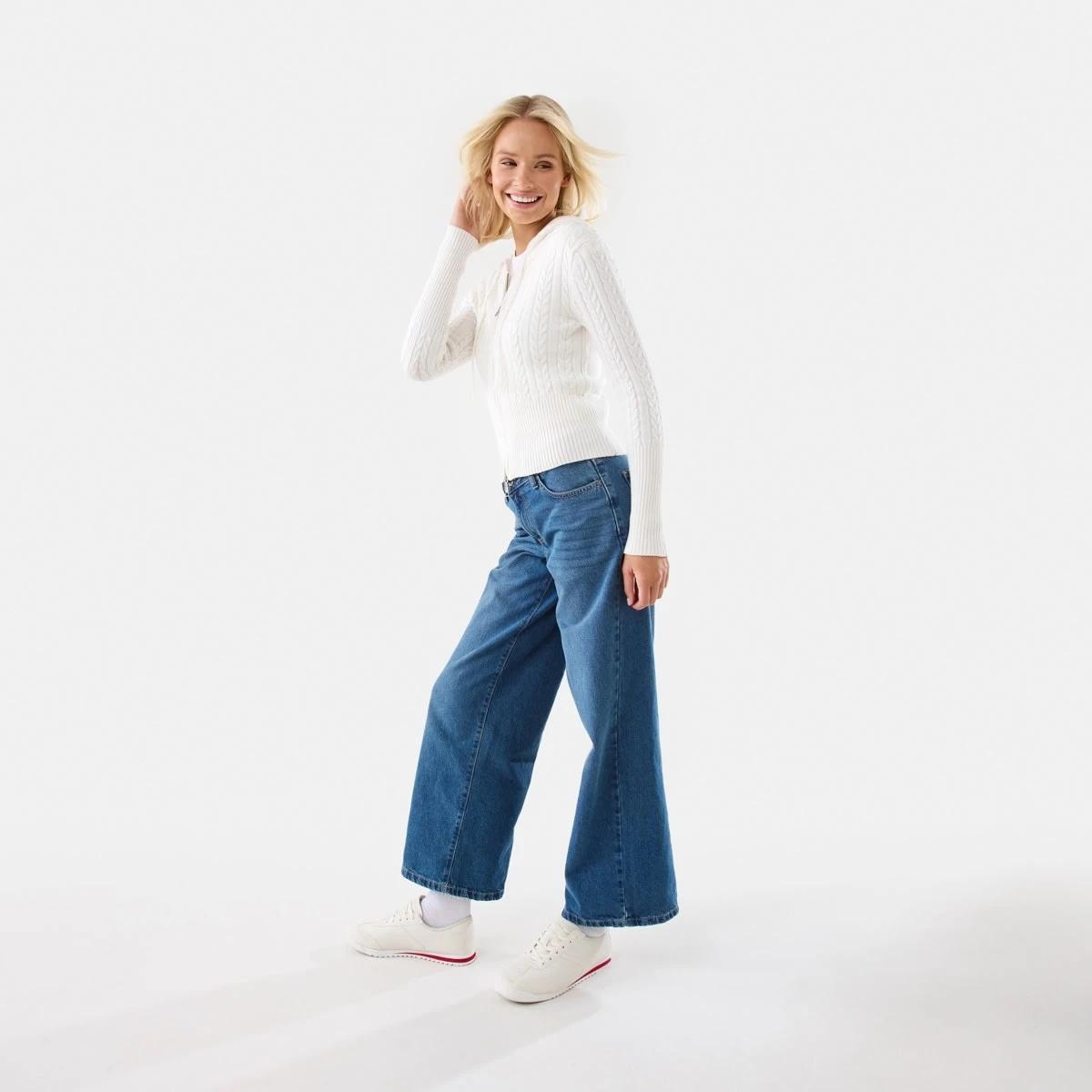 4 Zip Through Cable Cardigan Ecru, 4 of 9