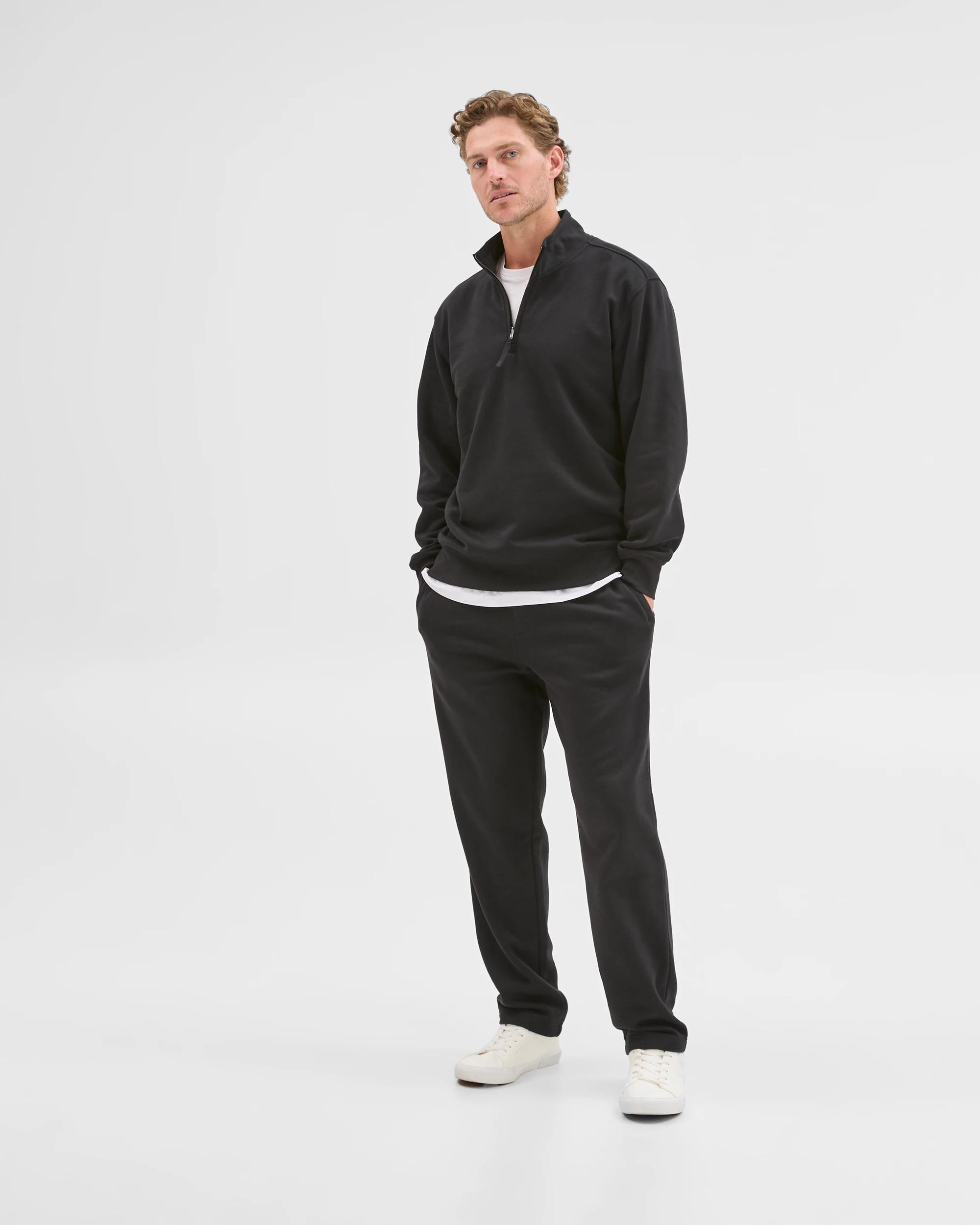 2 Target Man Australian Cotton Blend Fleece 1/2 Zip Top BLACK, 2 of 7