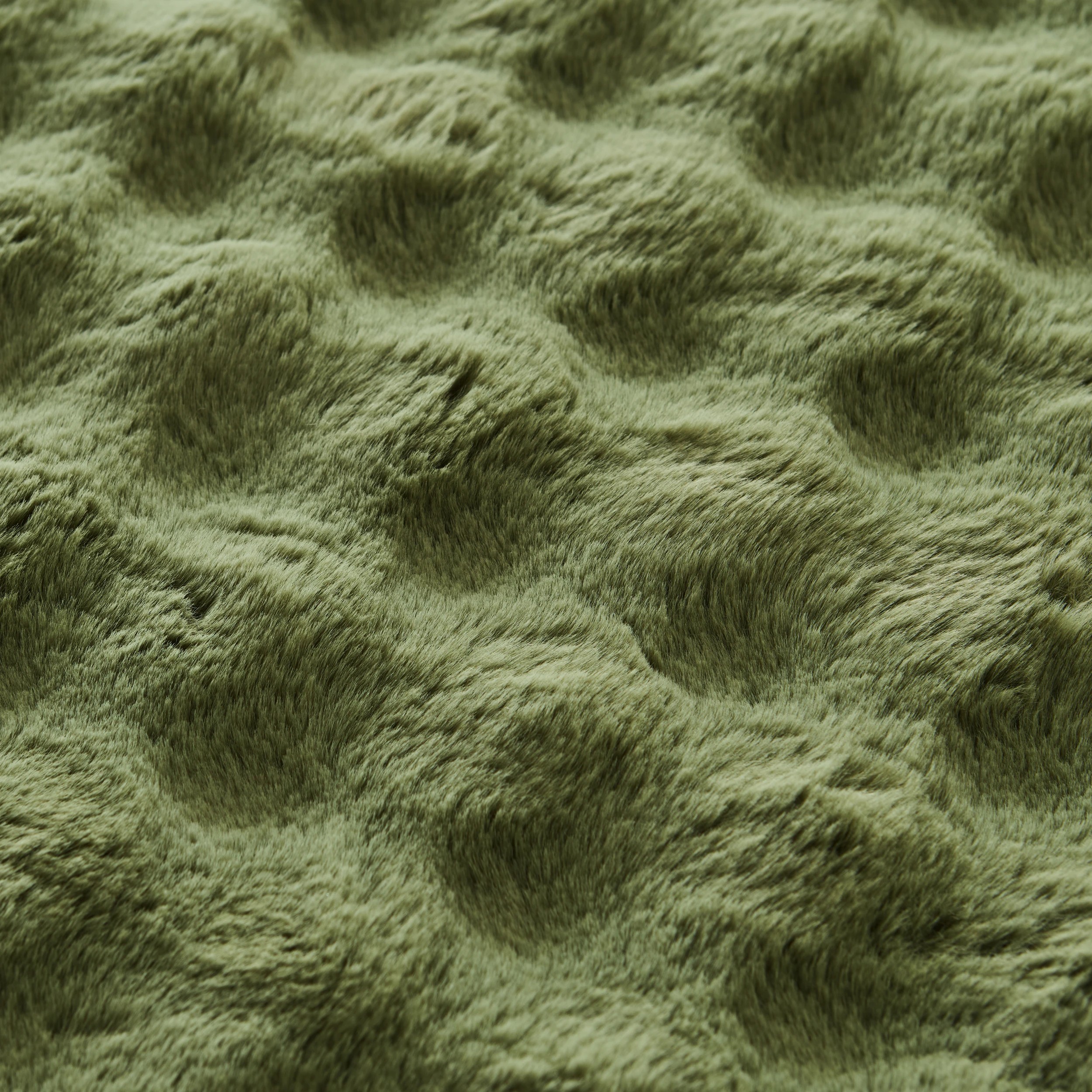 4 Faux Fur Rug - Green, Large - 235cm x 160cm, 4 of 7