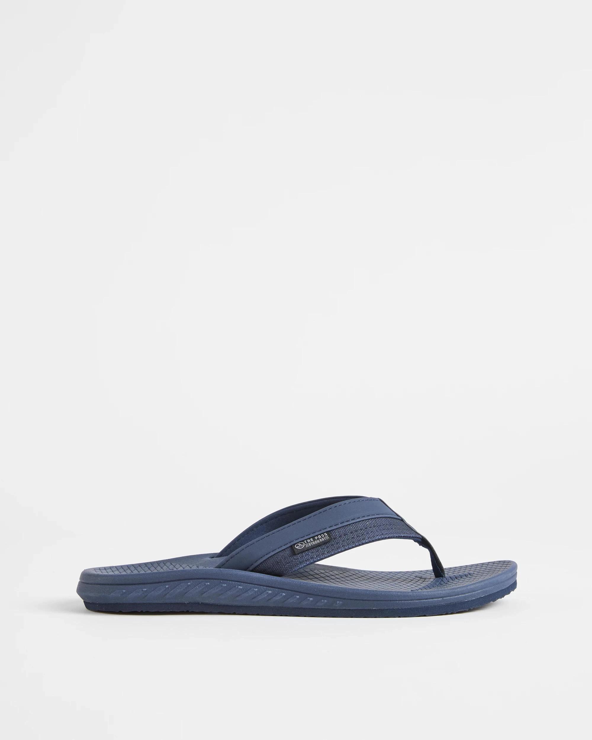 1 Target Man Mens PU Comfort Thongs NAVY, 1 of 3