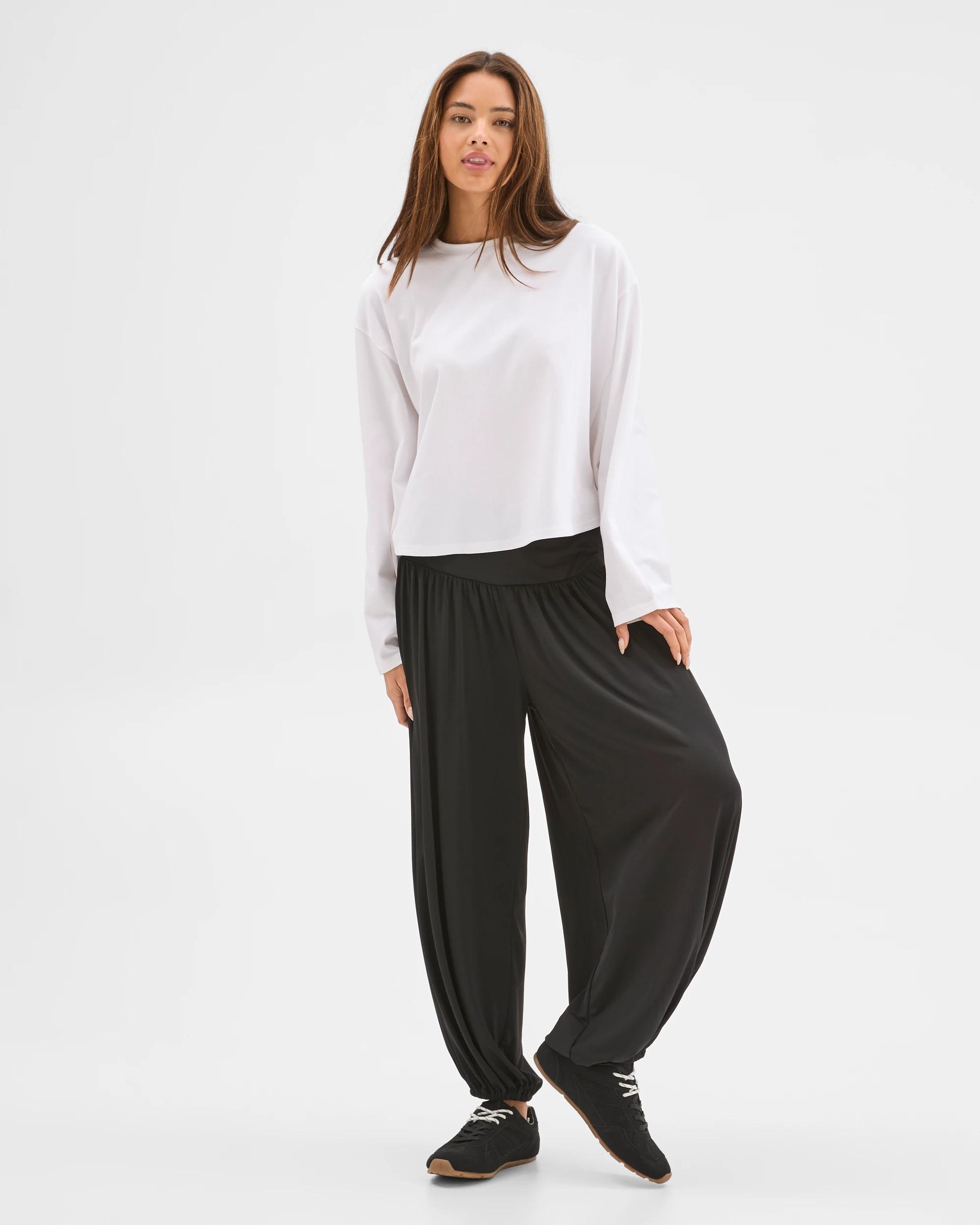 1 Lily Loves Balloon Pants BLACK, 1 of 6