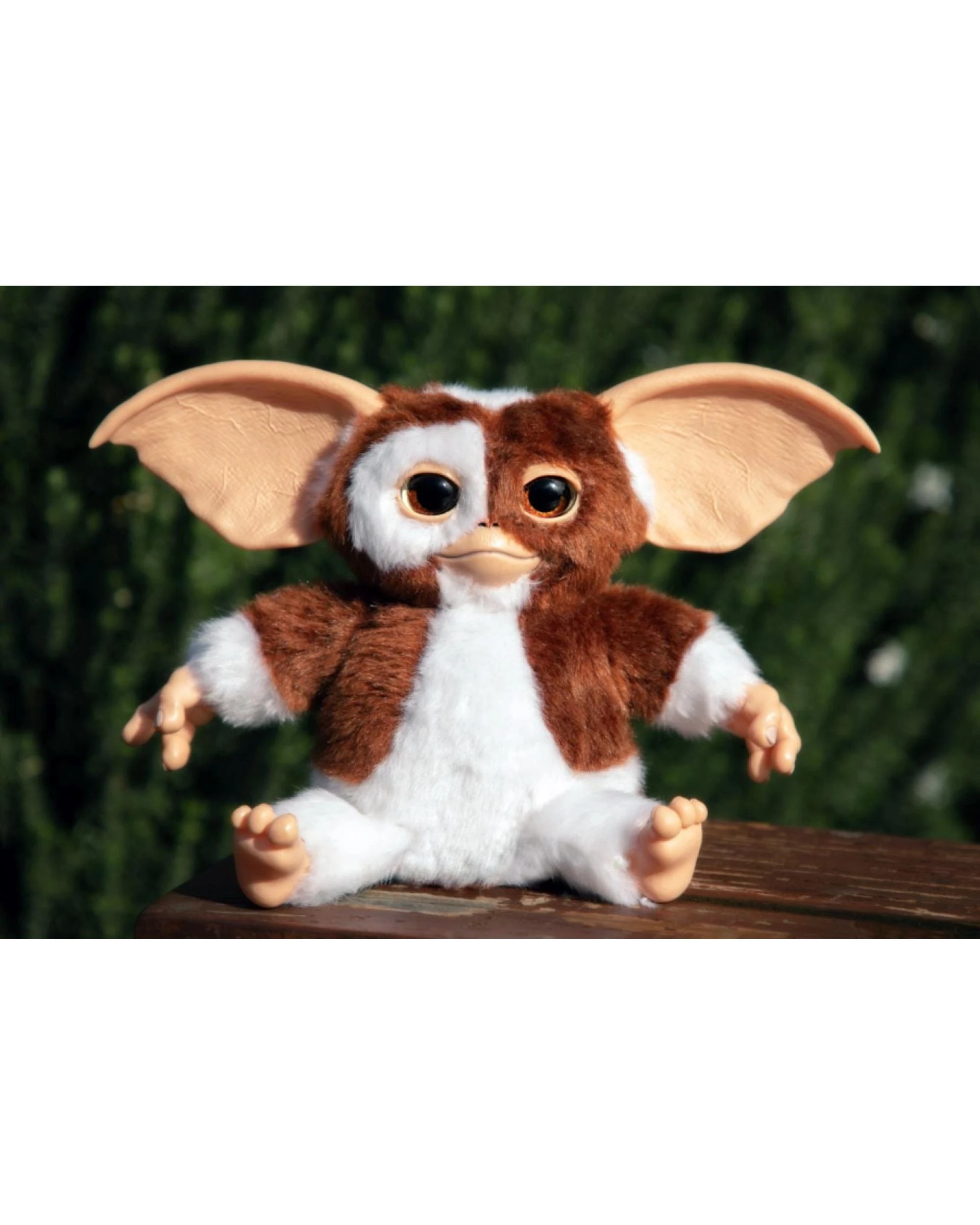 7 Gremlins Gizmo Replica Plush, 7 of 8