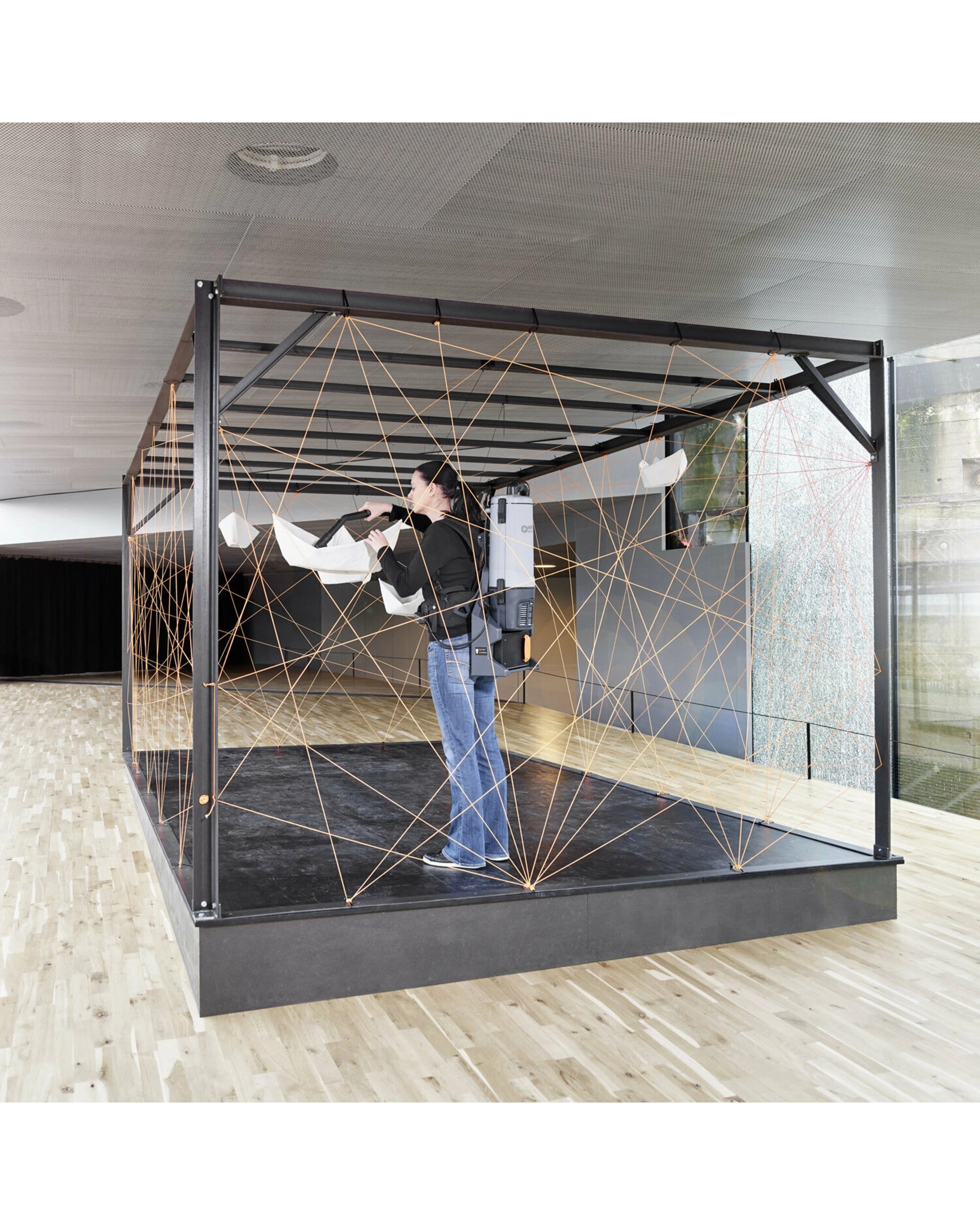 5 Nilfisk GD5 Commercial Battery Backpack Vacuum Cleaner, 5 of 5