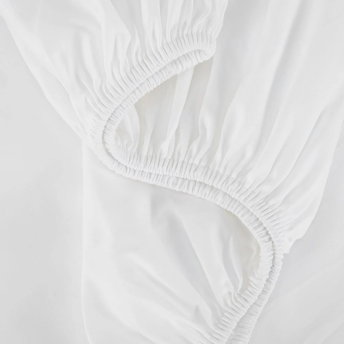 3 500 Thread Count Cotton Fitted Sheet - Double Bed, White, 3 of 3