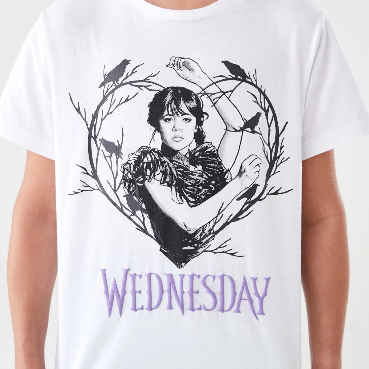4 Wednesday License T-shirt WEDNESDAY ADDAMS TREE HEART, 4 of 6